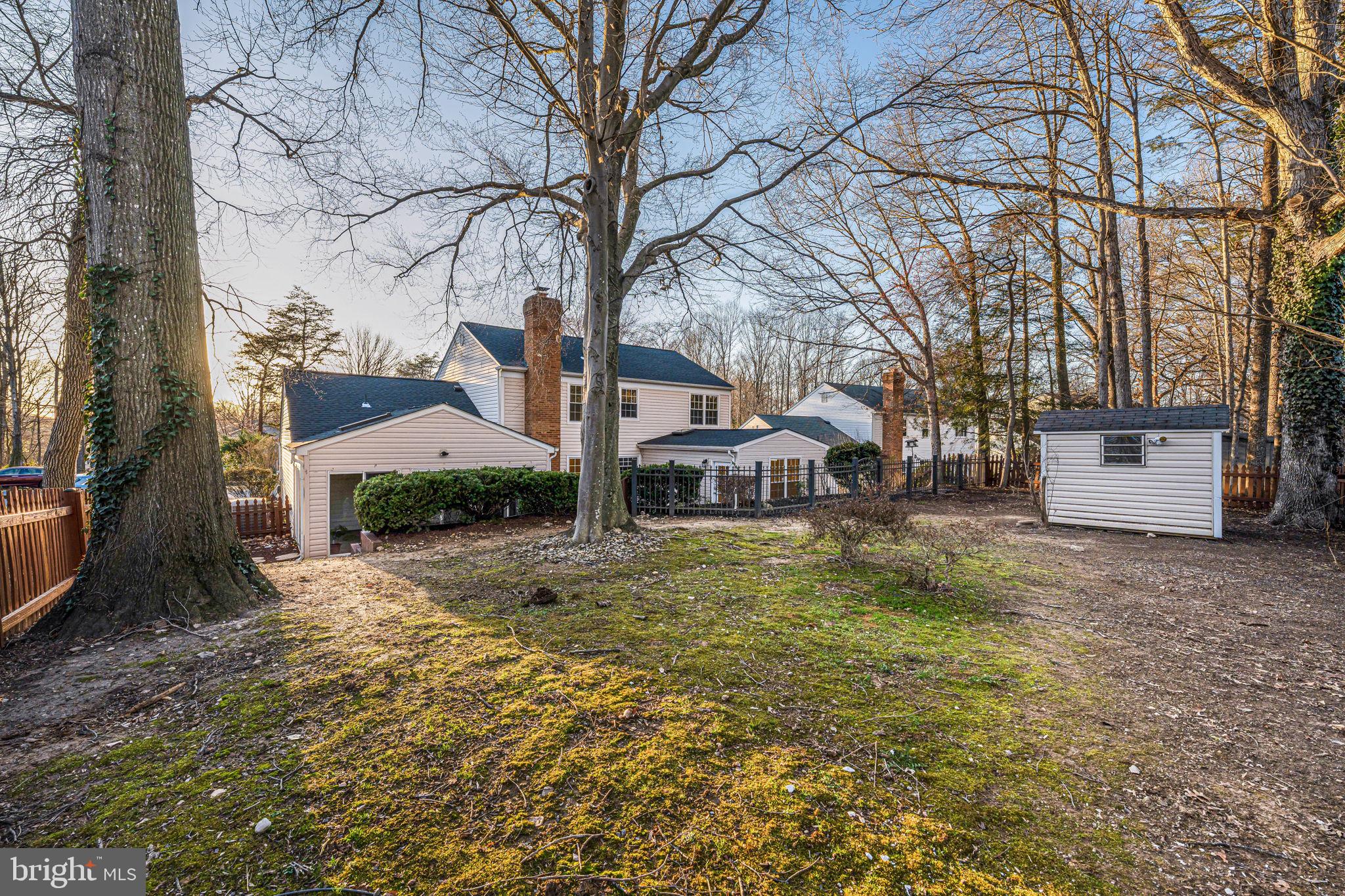 LAKE RIDGE - Residential