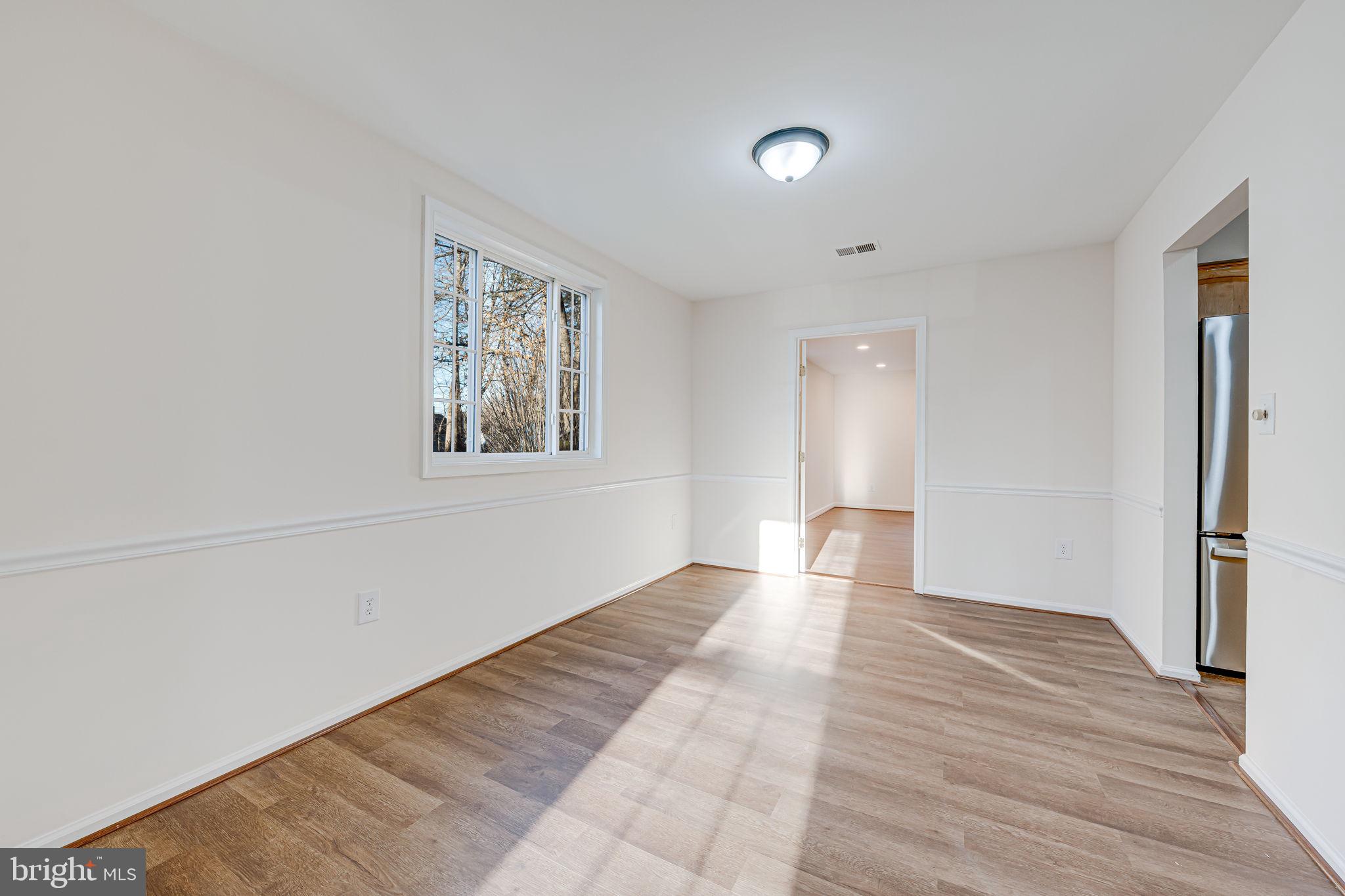 LAKE RIDGE - Residential