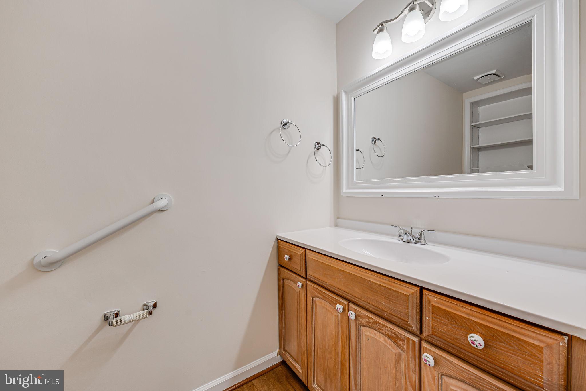 LAKE RIDGE - Residential