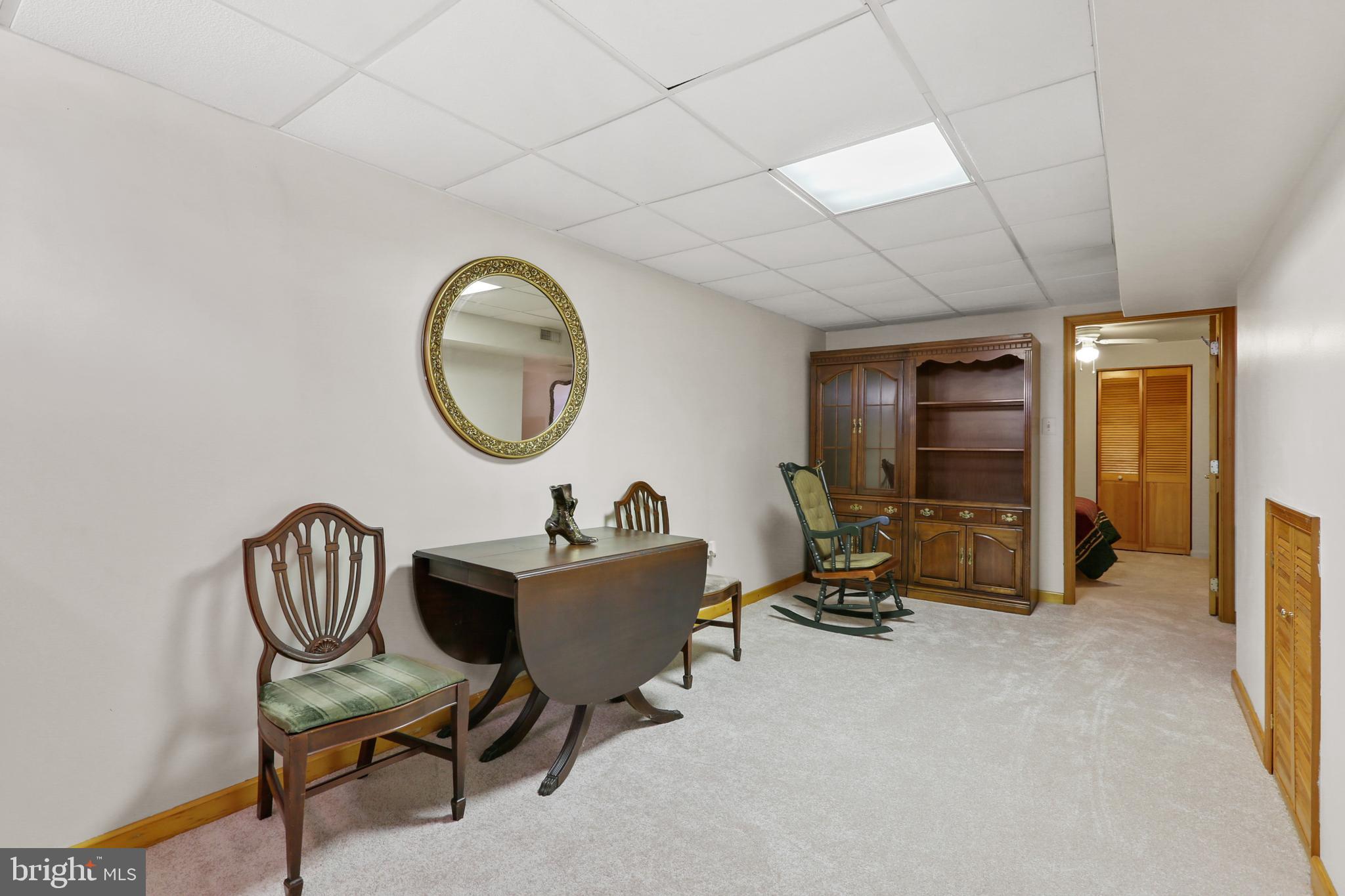 MIDDLE RIVER - Residential