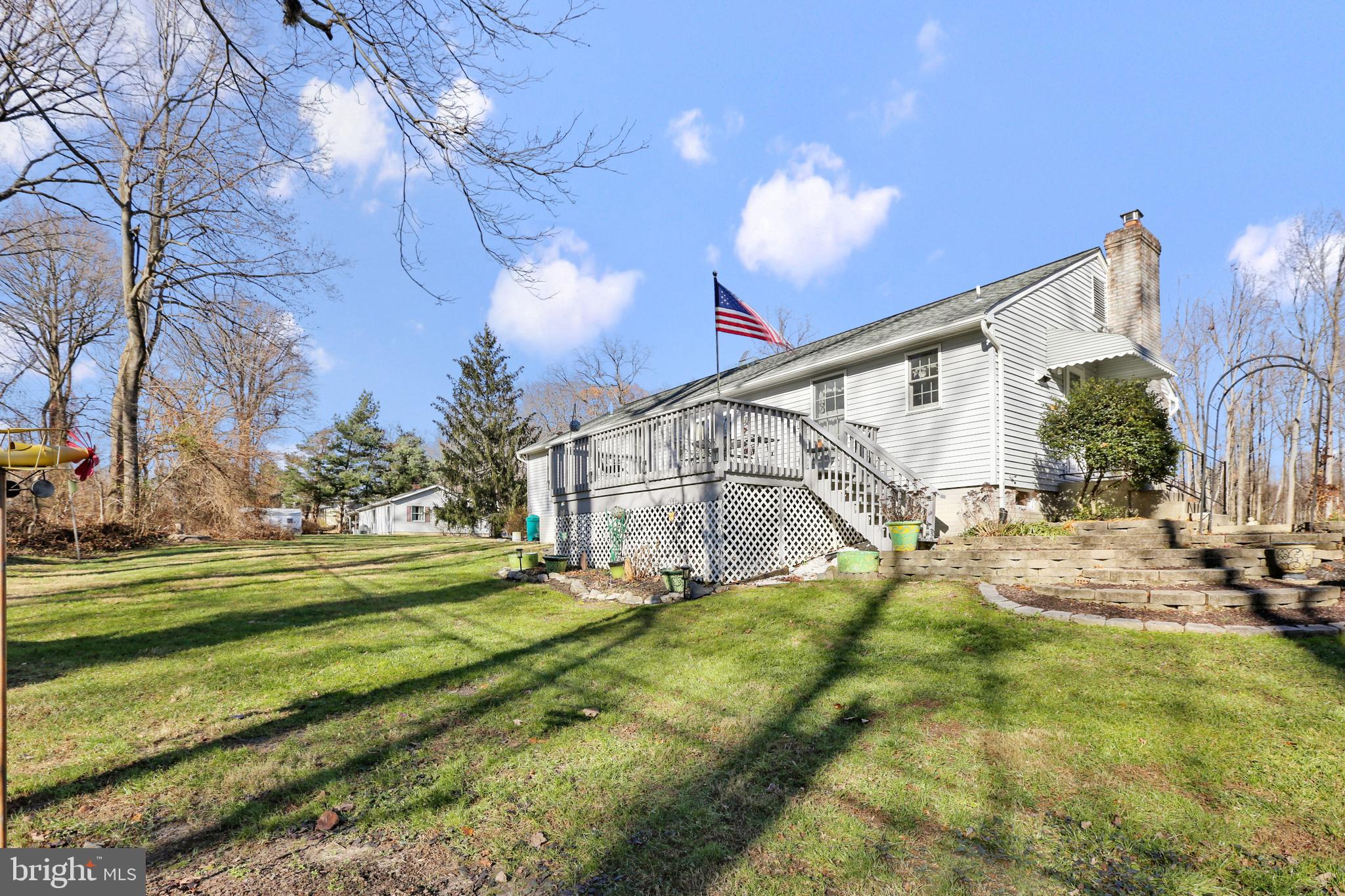 MIDDLE RIVER - Residential