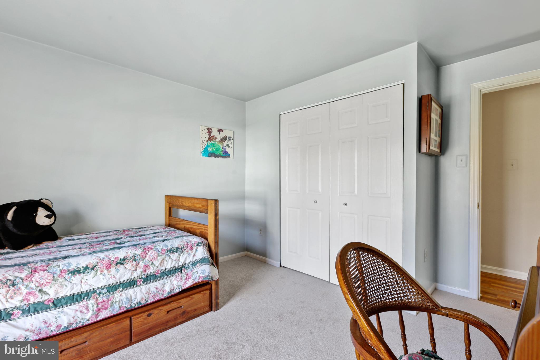 MIDDLE RIVER - Residential