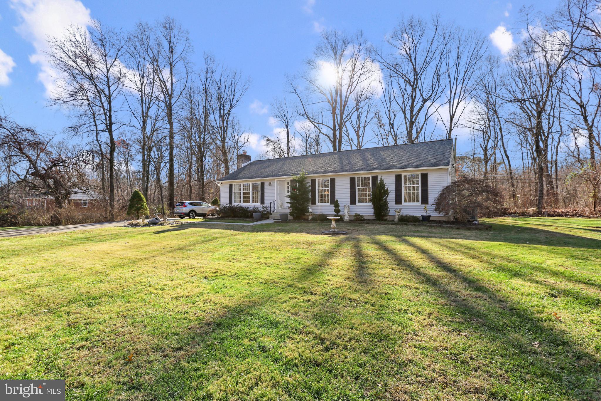 MIDDLE RIVER - Residential