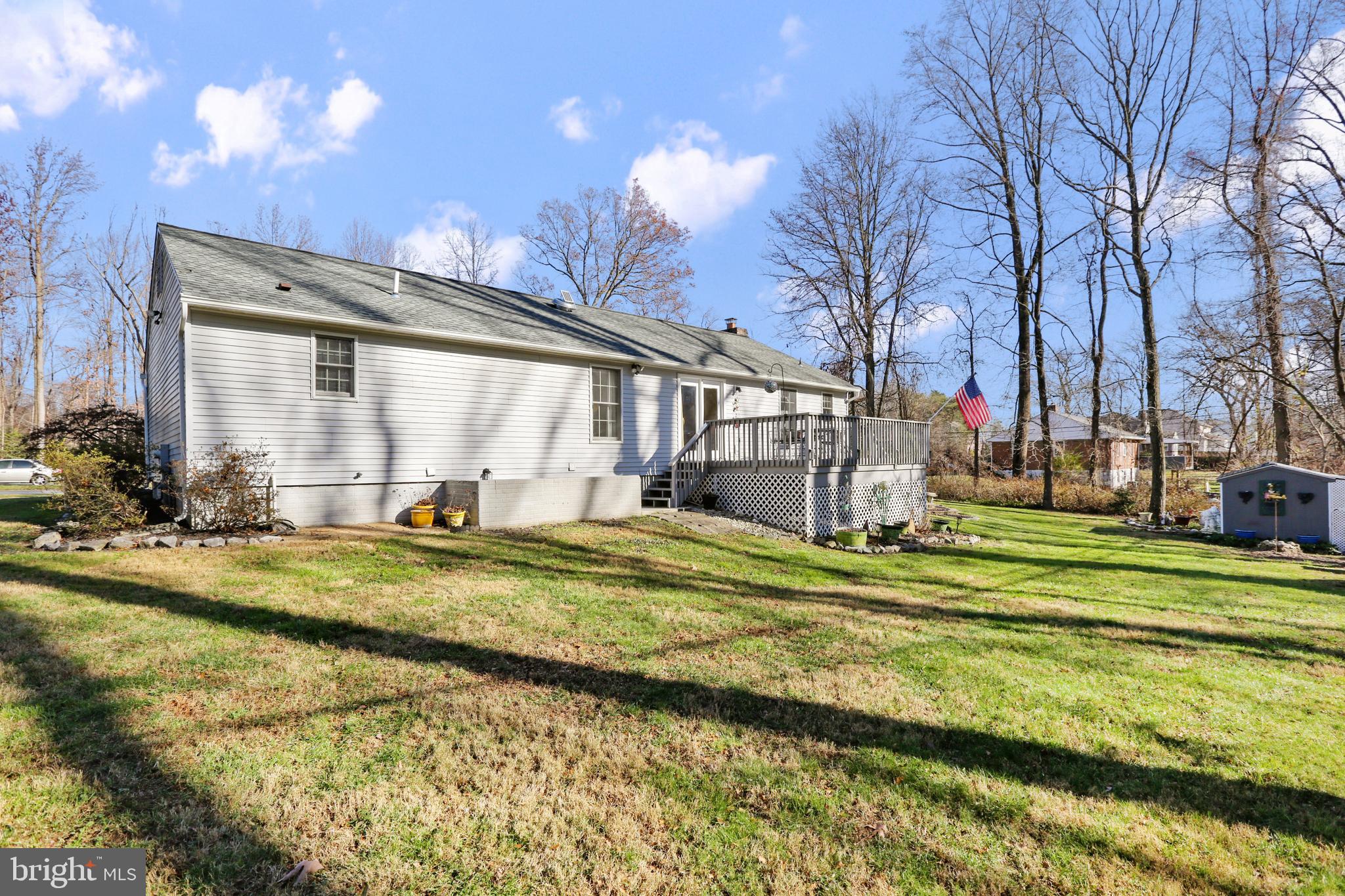 MIDDLE RIVER - Residential