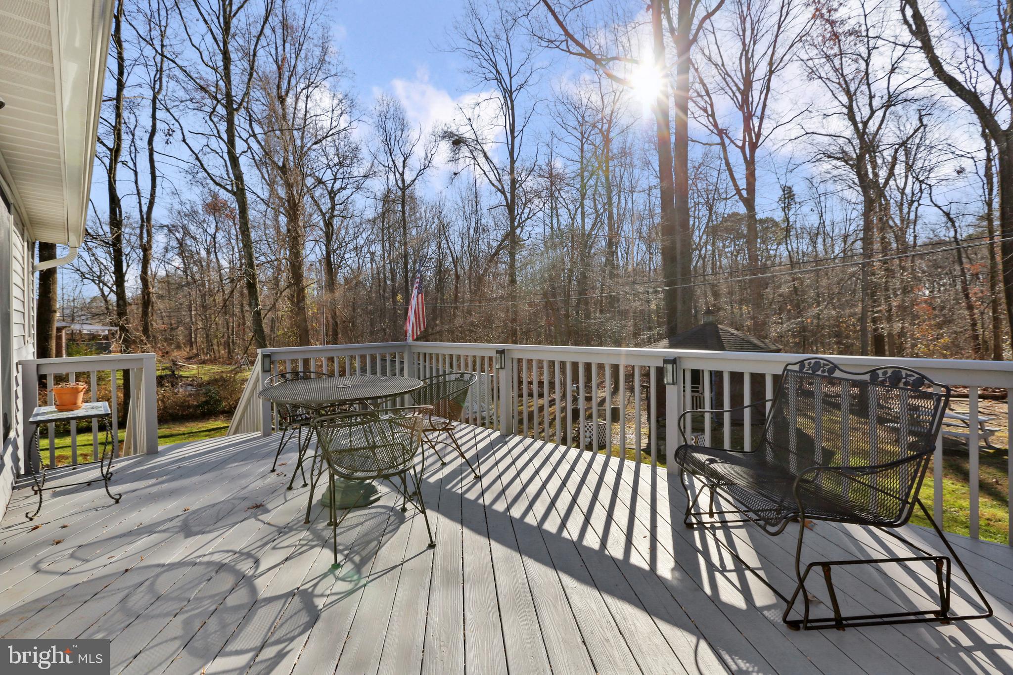 MIDDLE RIVER - Residential