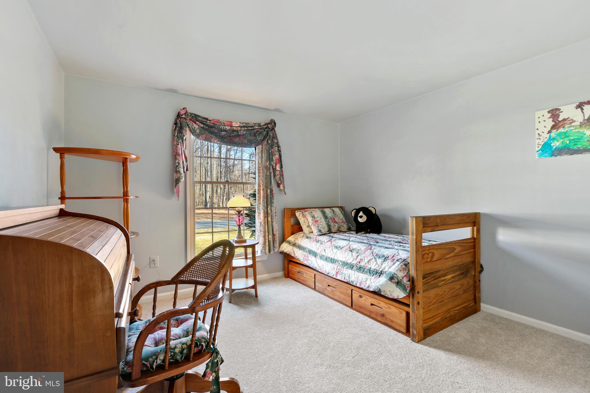 MIDDLE RIVER - Residential