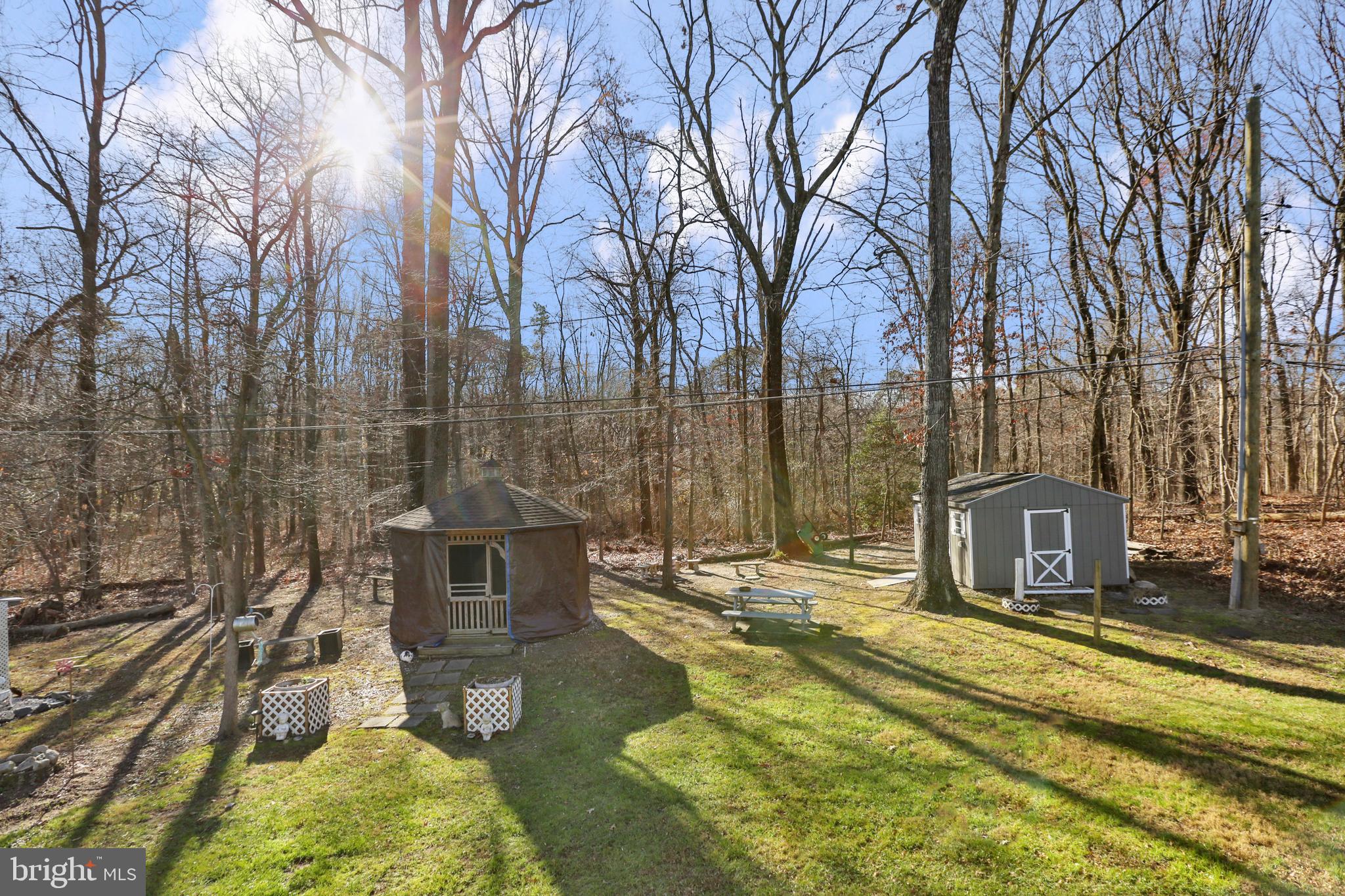 MIDDLE RIVER - Residential