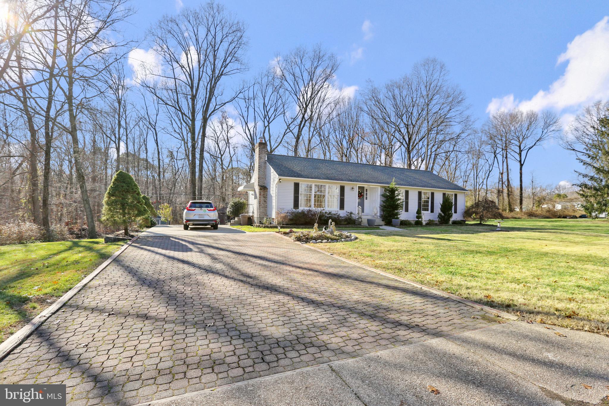 MIDDLE RIVER - Residential