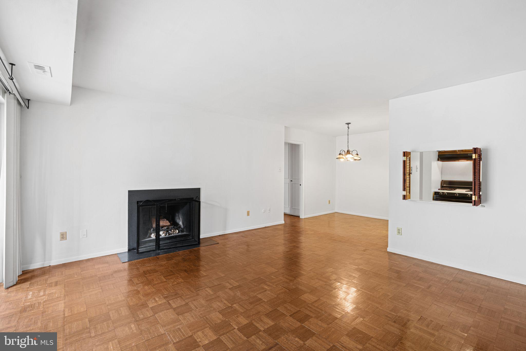 381 OLD FORGE XING 381