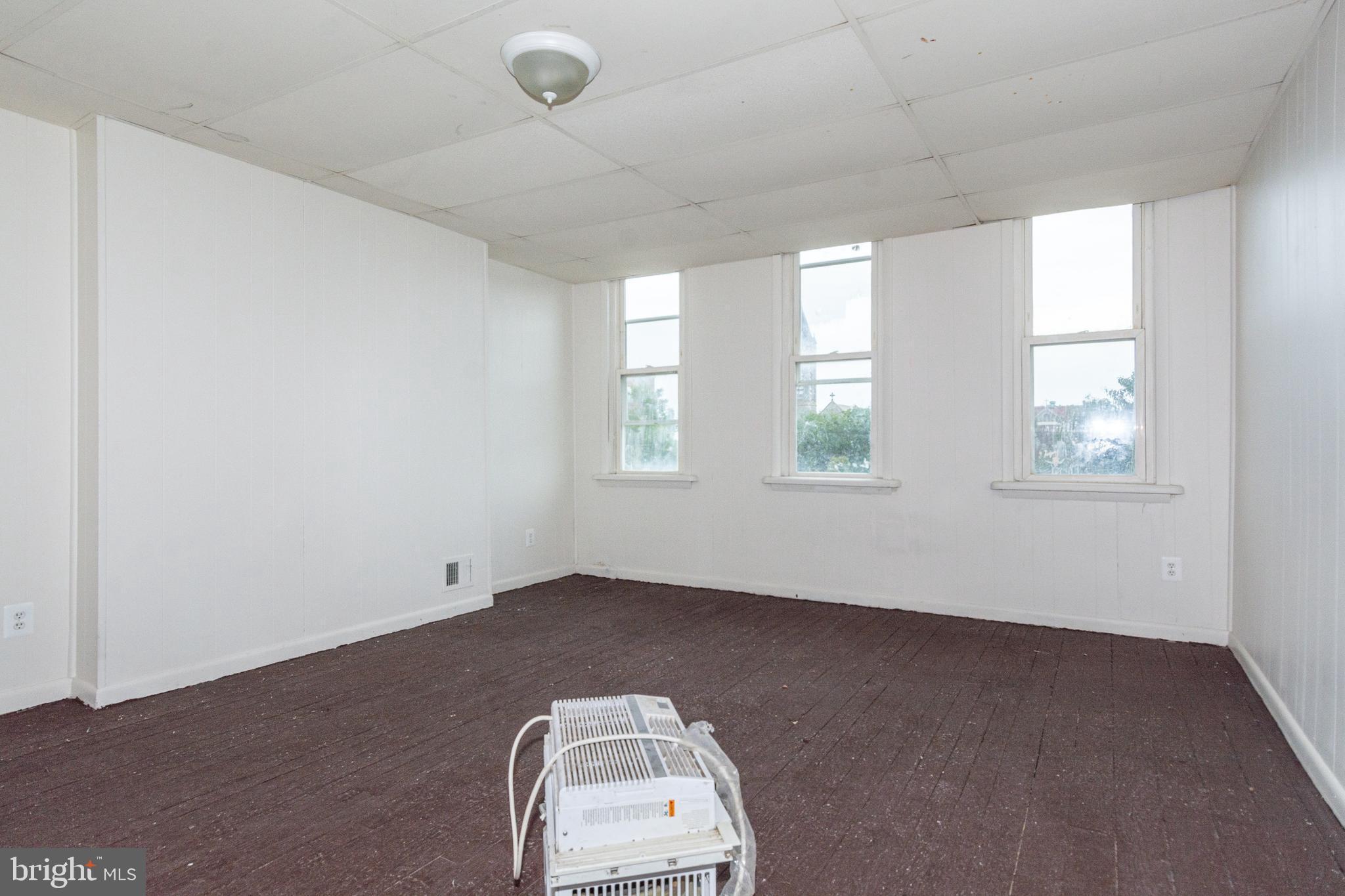 OLIVER - Residential