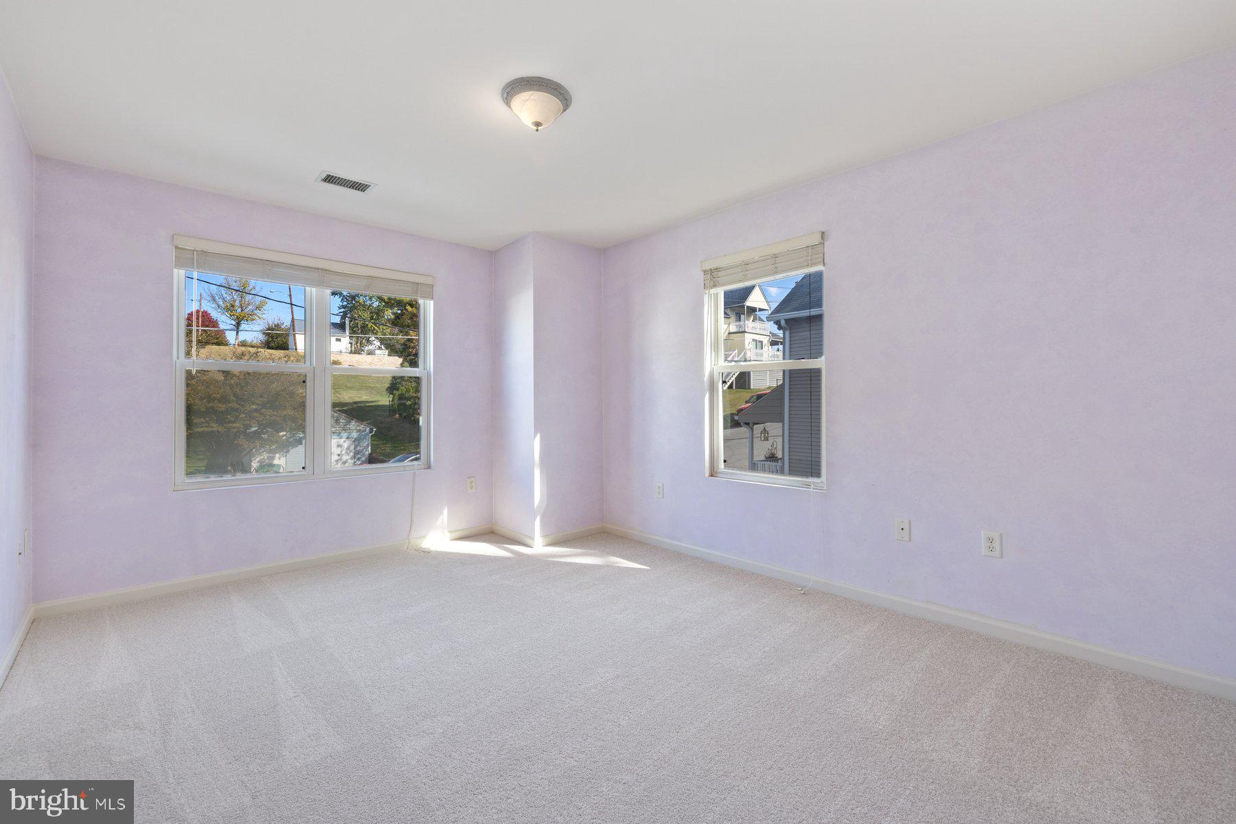 BRUNSWICK - Residential