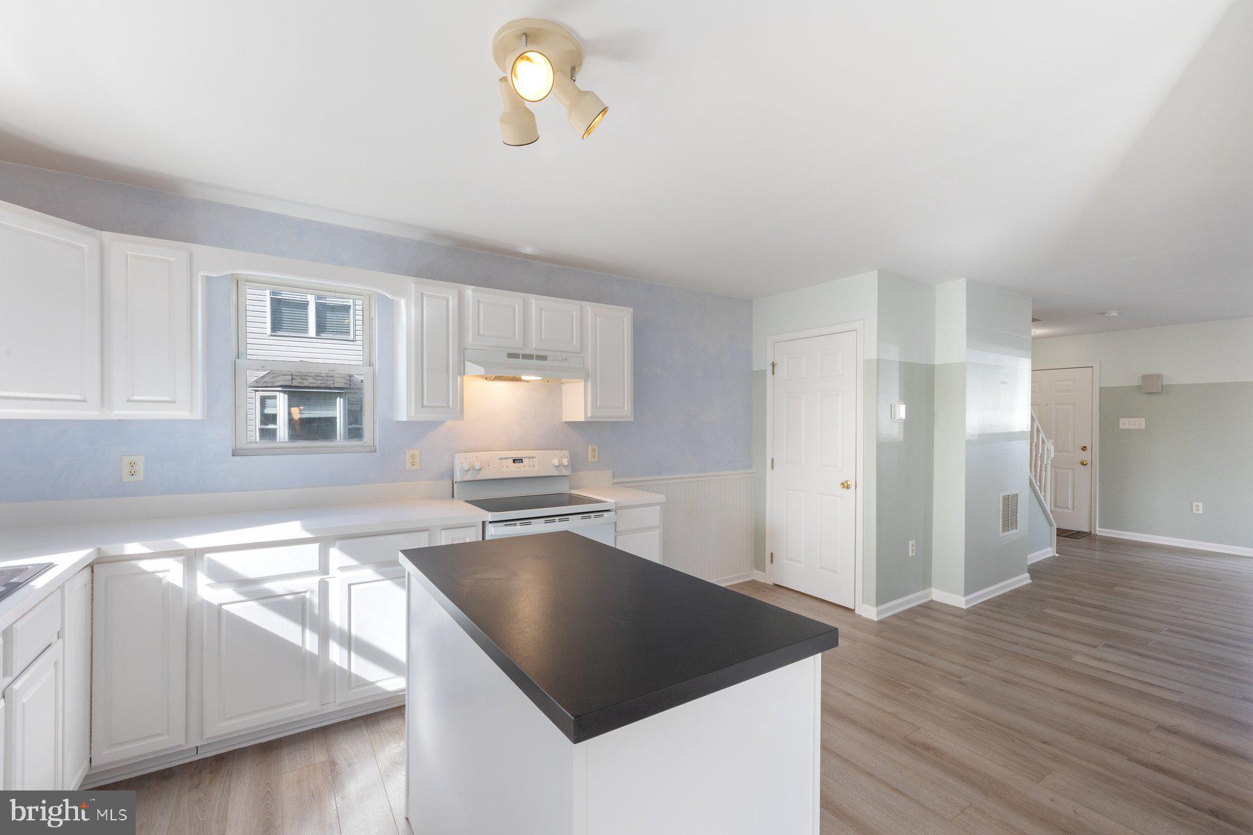 BRUNSWICK - Residential