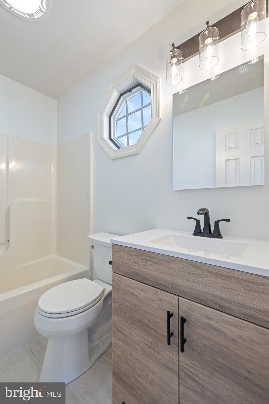 BRUNSWICK - Residential