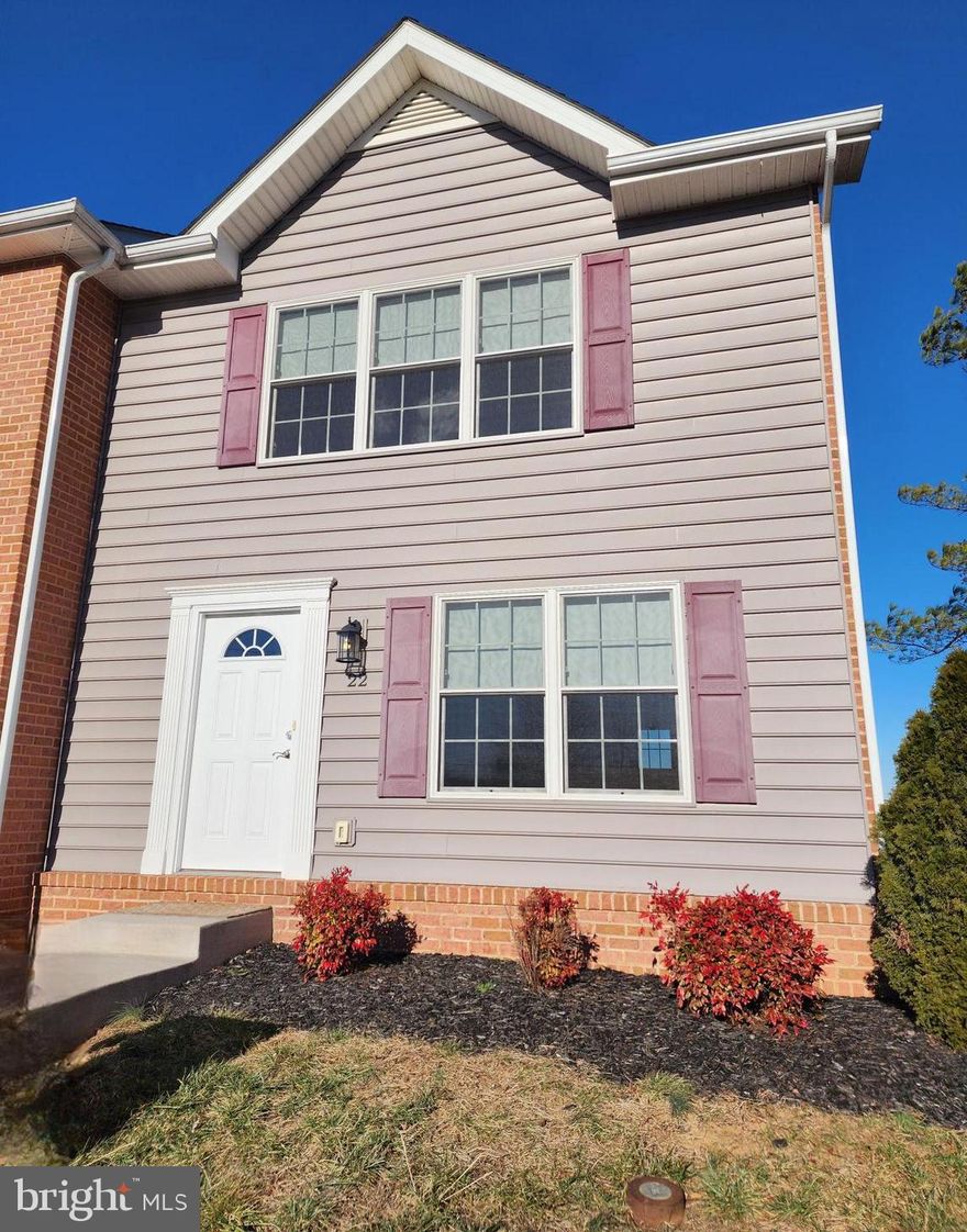 Very nice 2 level Townhome just minutes from the Spring Mills schools. Rent is $1350 per month, security deposit $1350. Application fee is $55 per adult. NO PETS.  Minumum 12 month lease. All appliances in property.