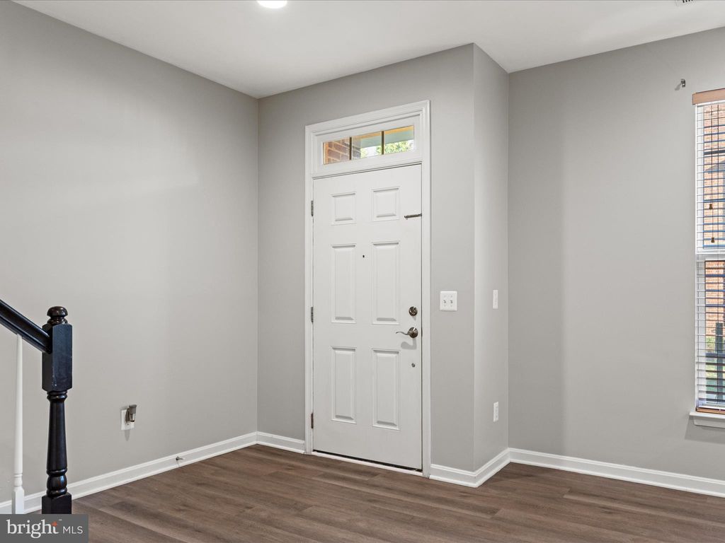 Photo of 19408 Susquehanna Square, LEESBURG, VA 20176 (MLS # VALO2109678)