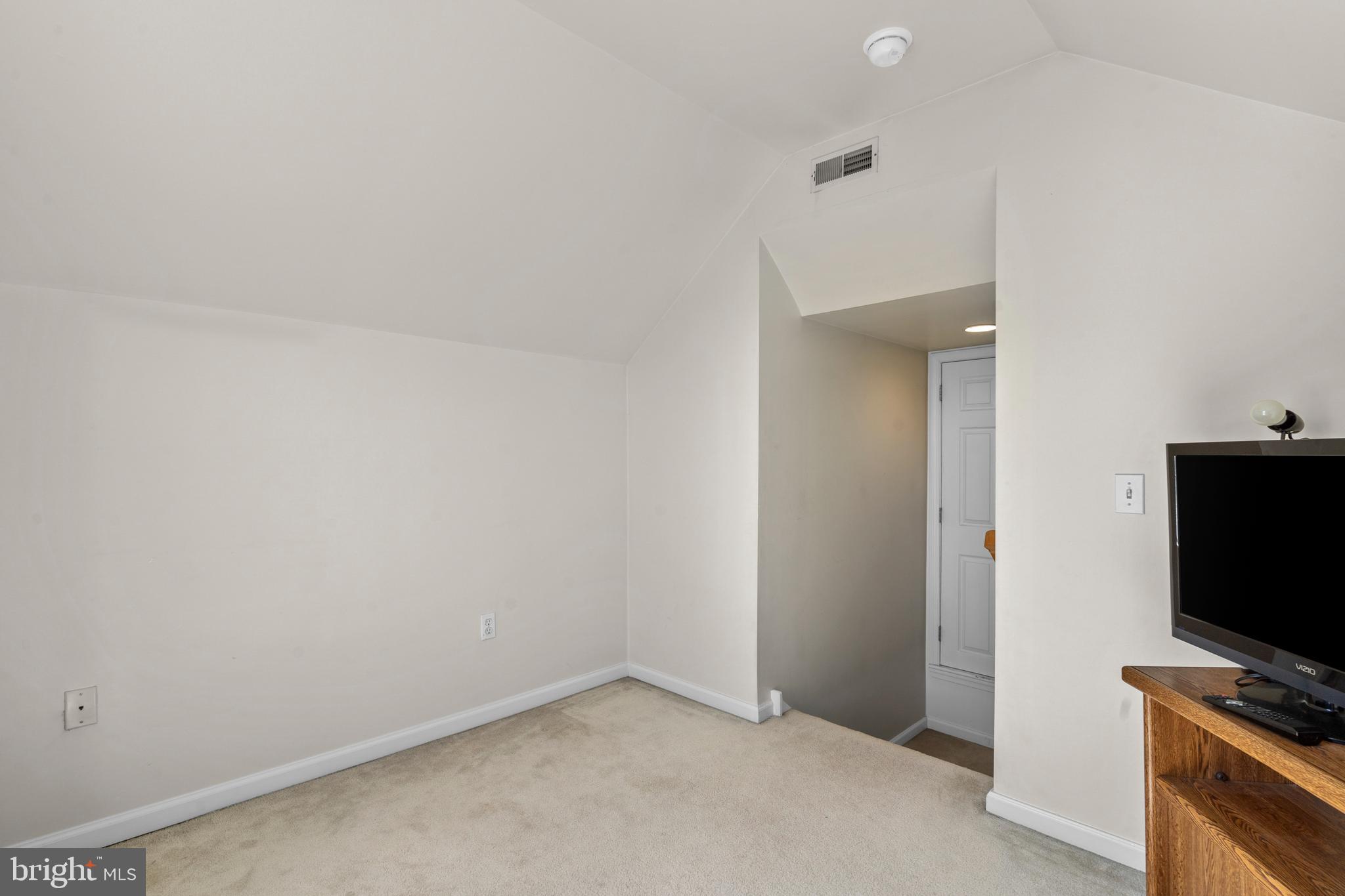 AVENROWE - Residential