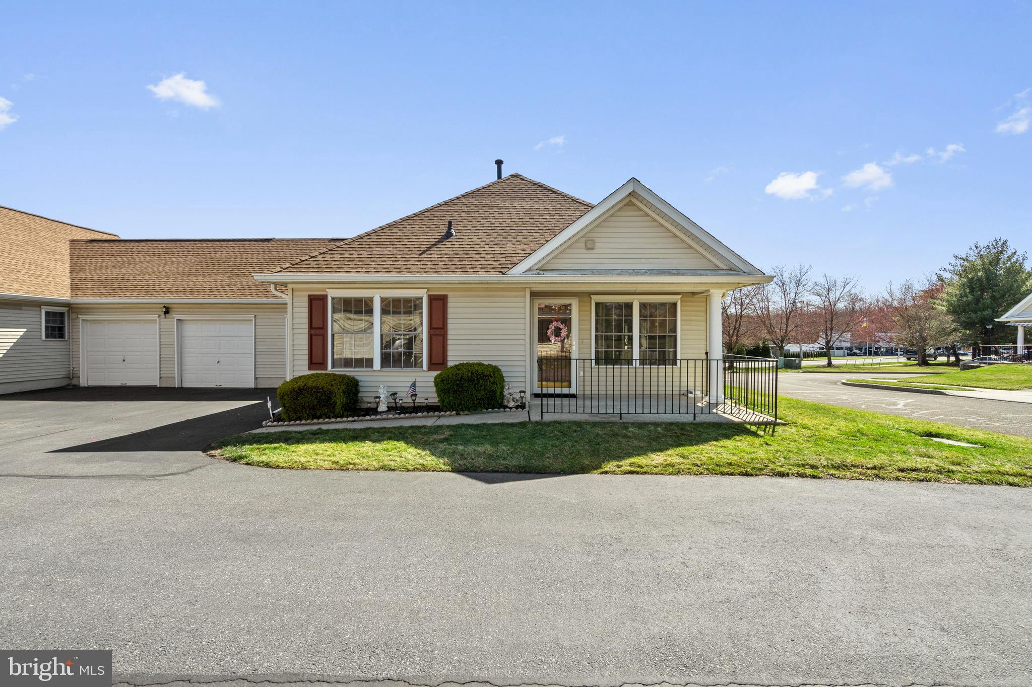 AVENROWE - Residential