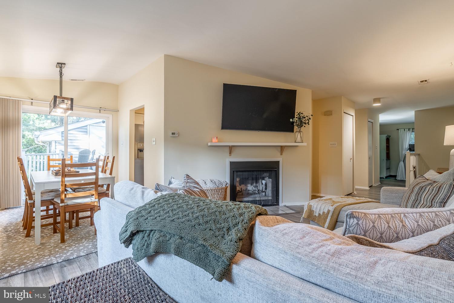 501 MULBERRY COVE B