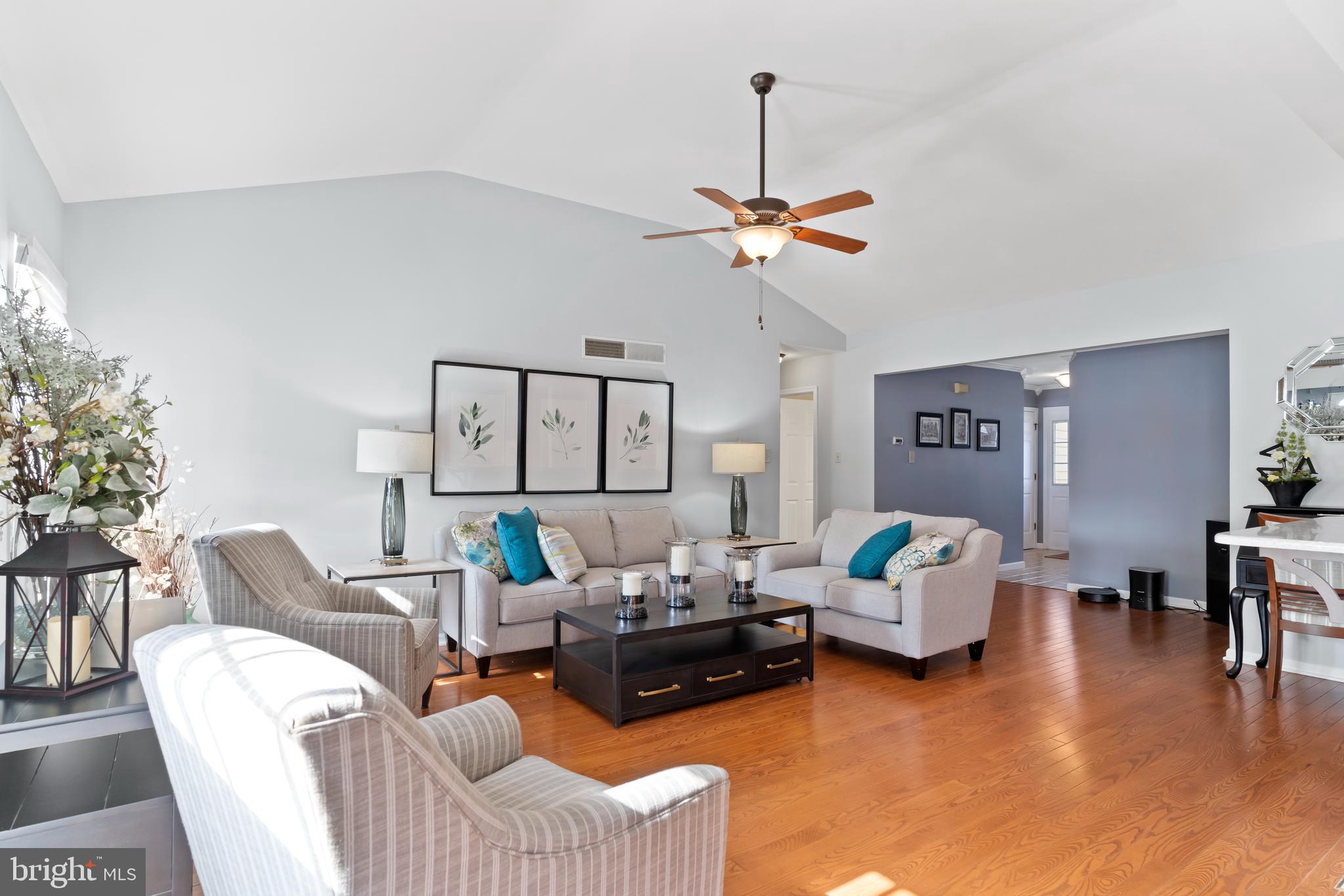 LOGANS RUN - Residential