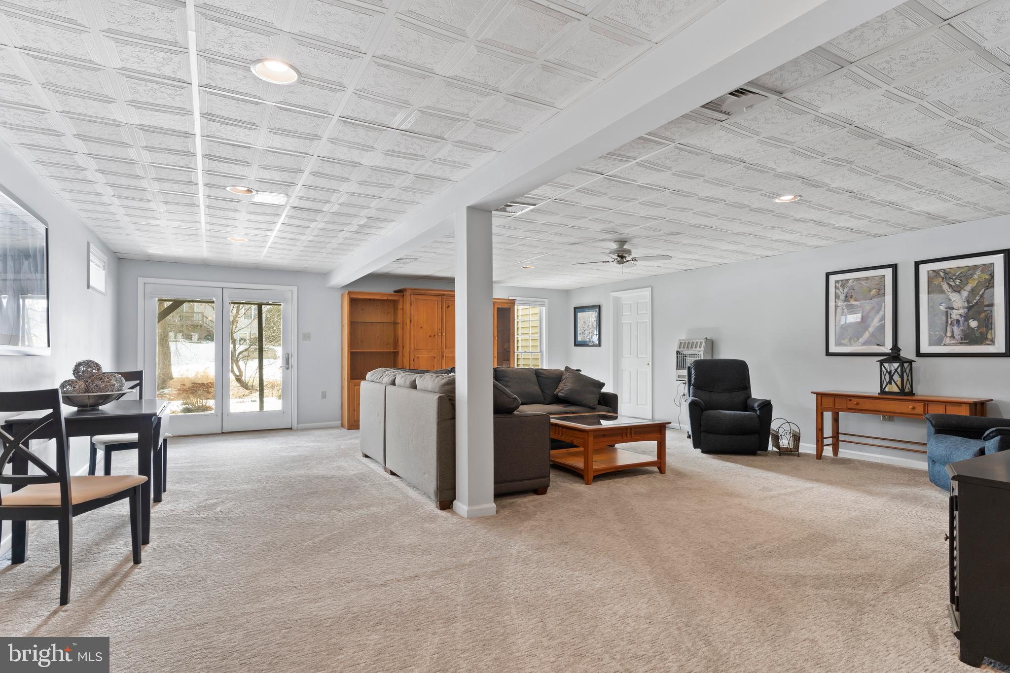 LOGANS RUN - Residential