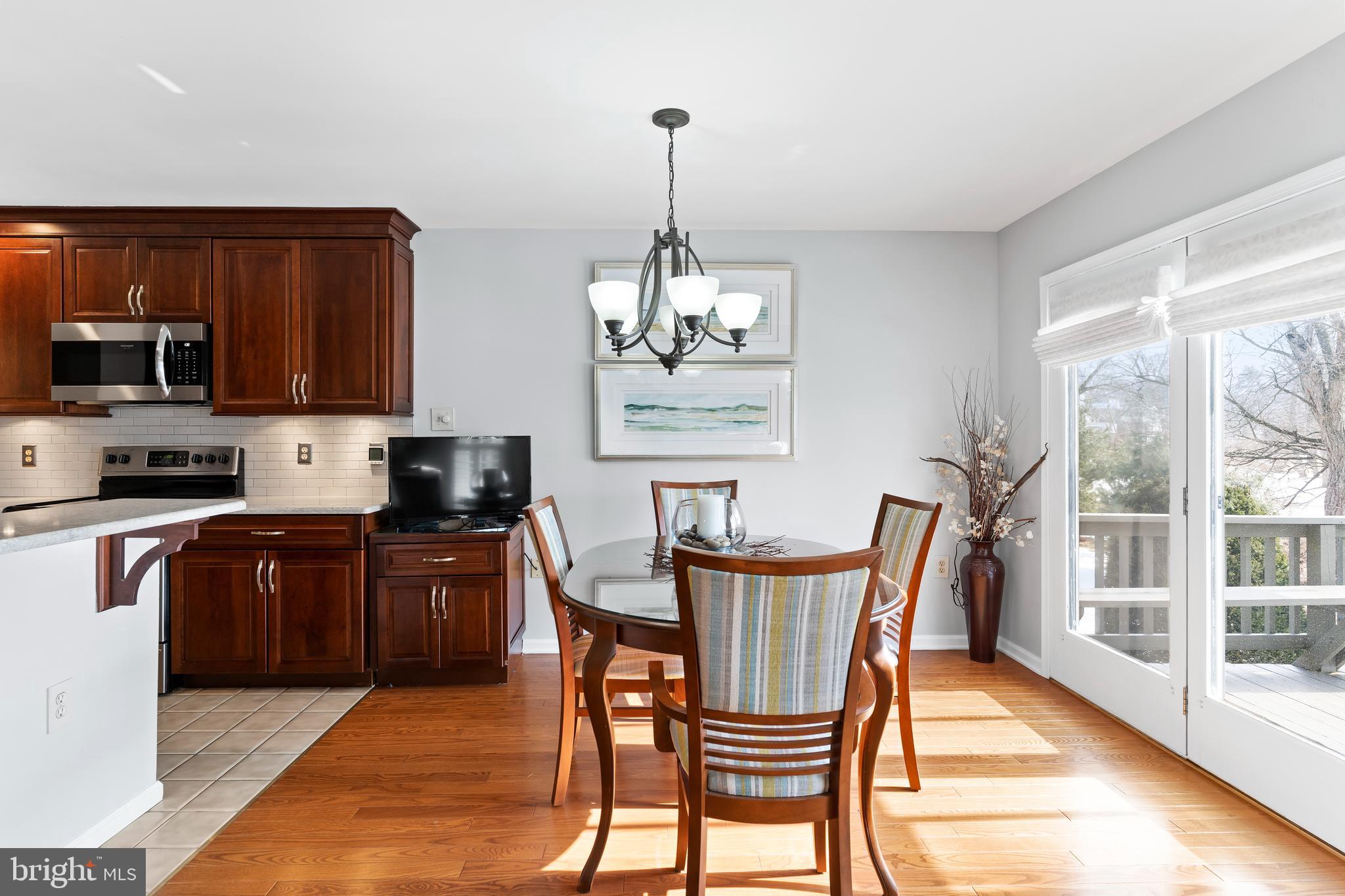 LOGANS RUN - Residential