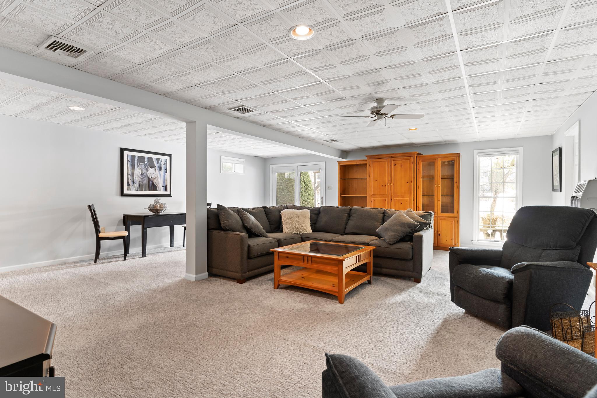 LOGANS RUN - Residential