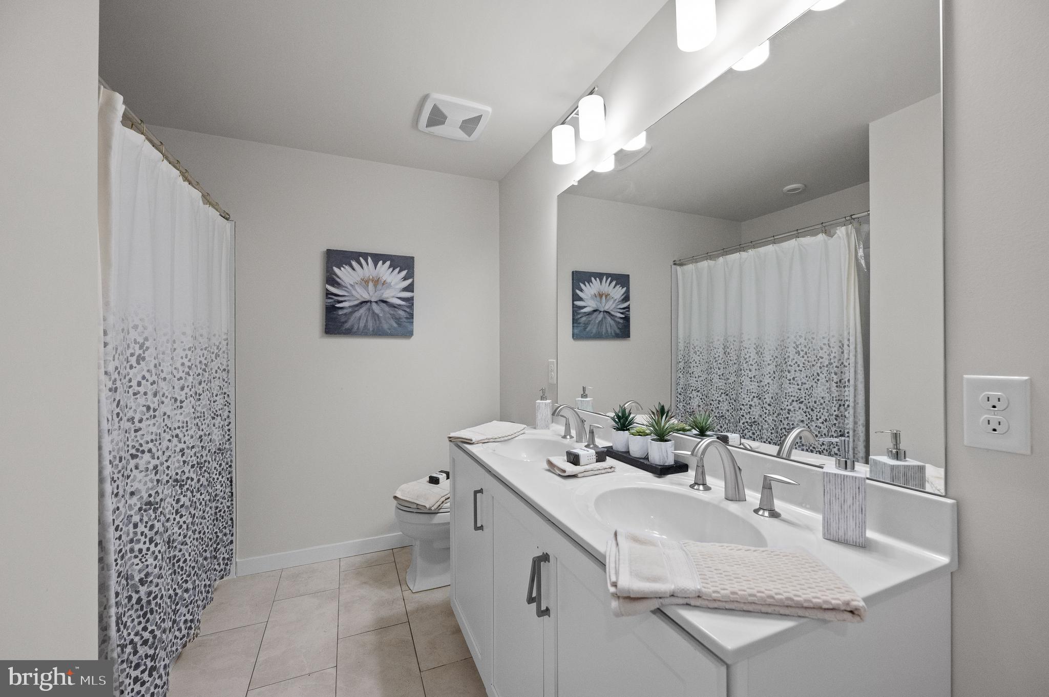 STONEBROOK AT UPPER MERION - Residential