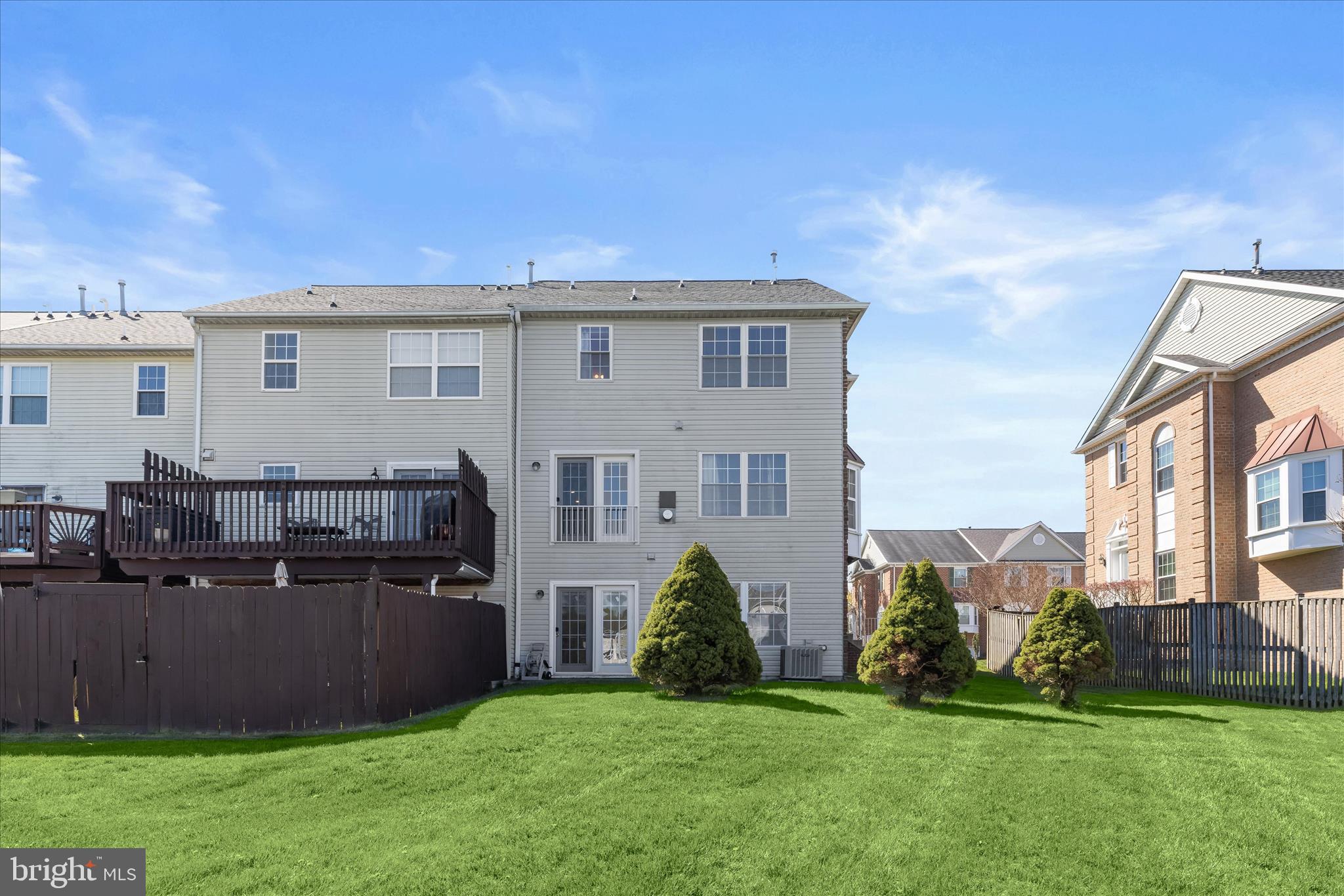 LYONS GATE - Residential