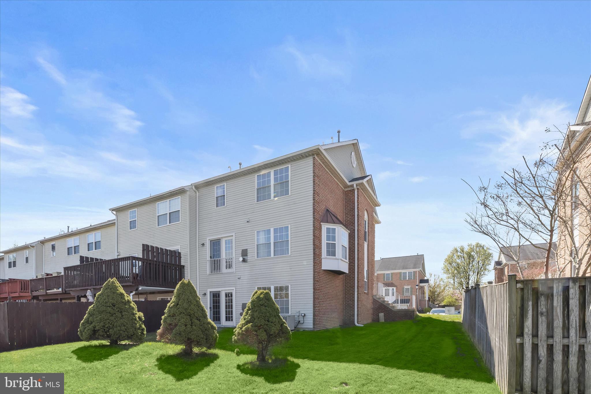 LYONS GATE - Residential