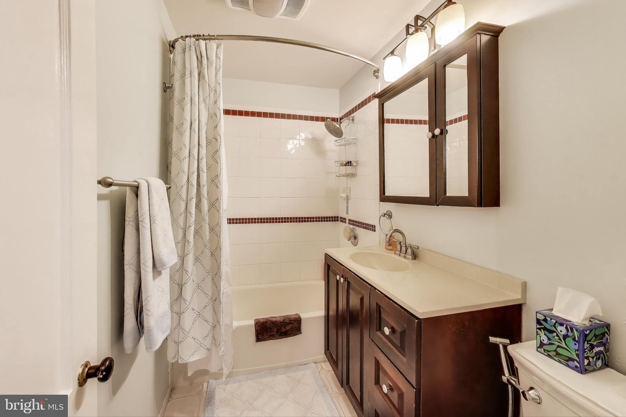 BRILYN PARK - Residential