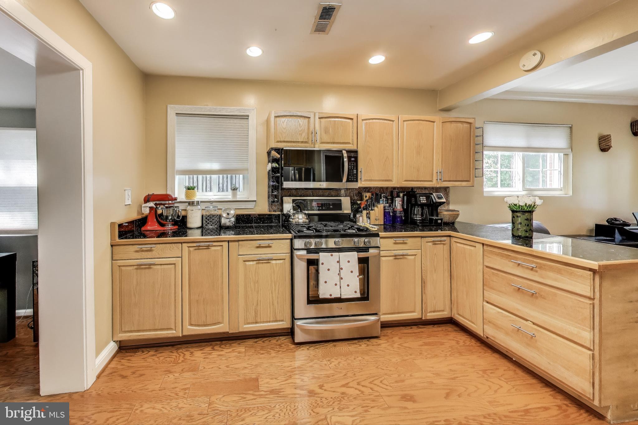 BRILYN PARK - Residential