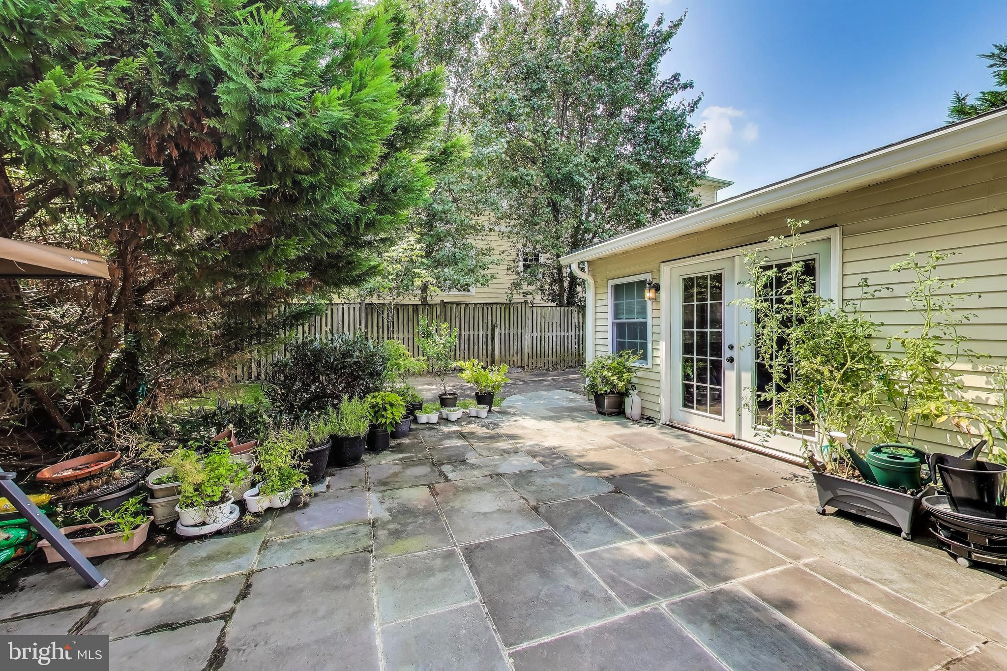 BRILYN PARK - Residential