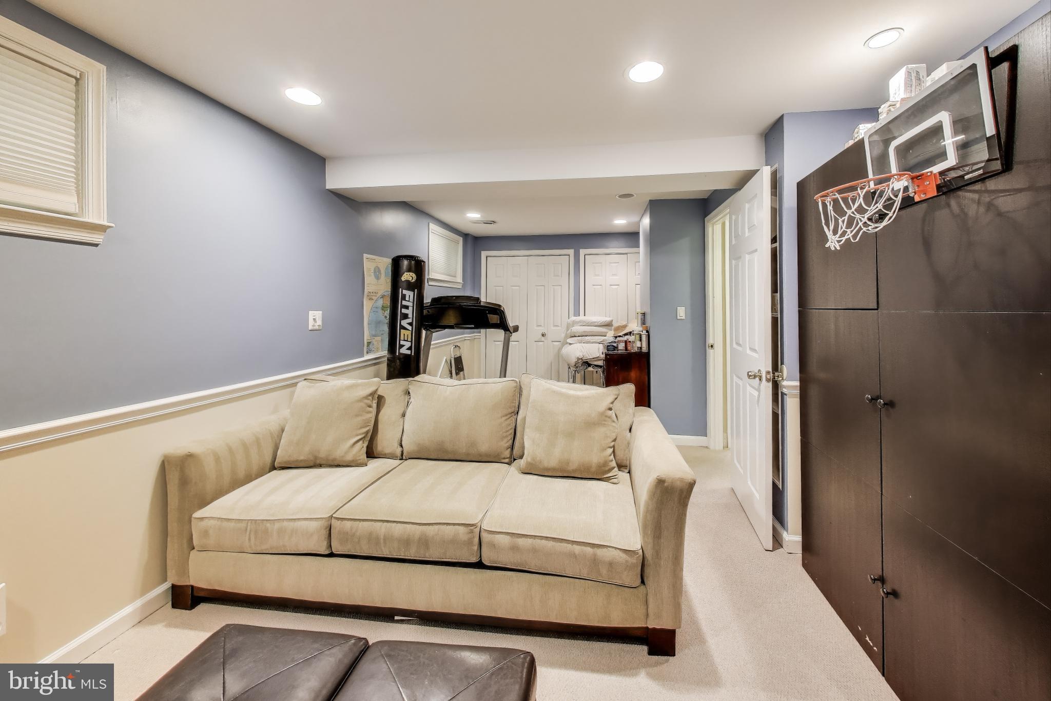 BRILYN PARK - Residential