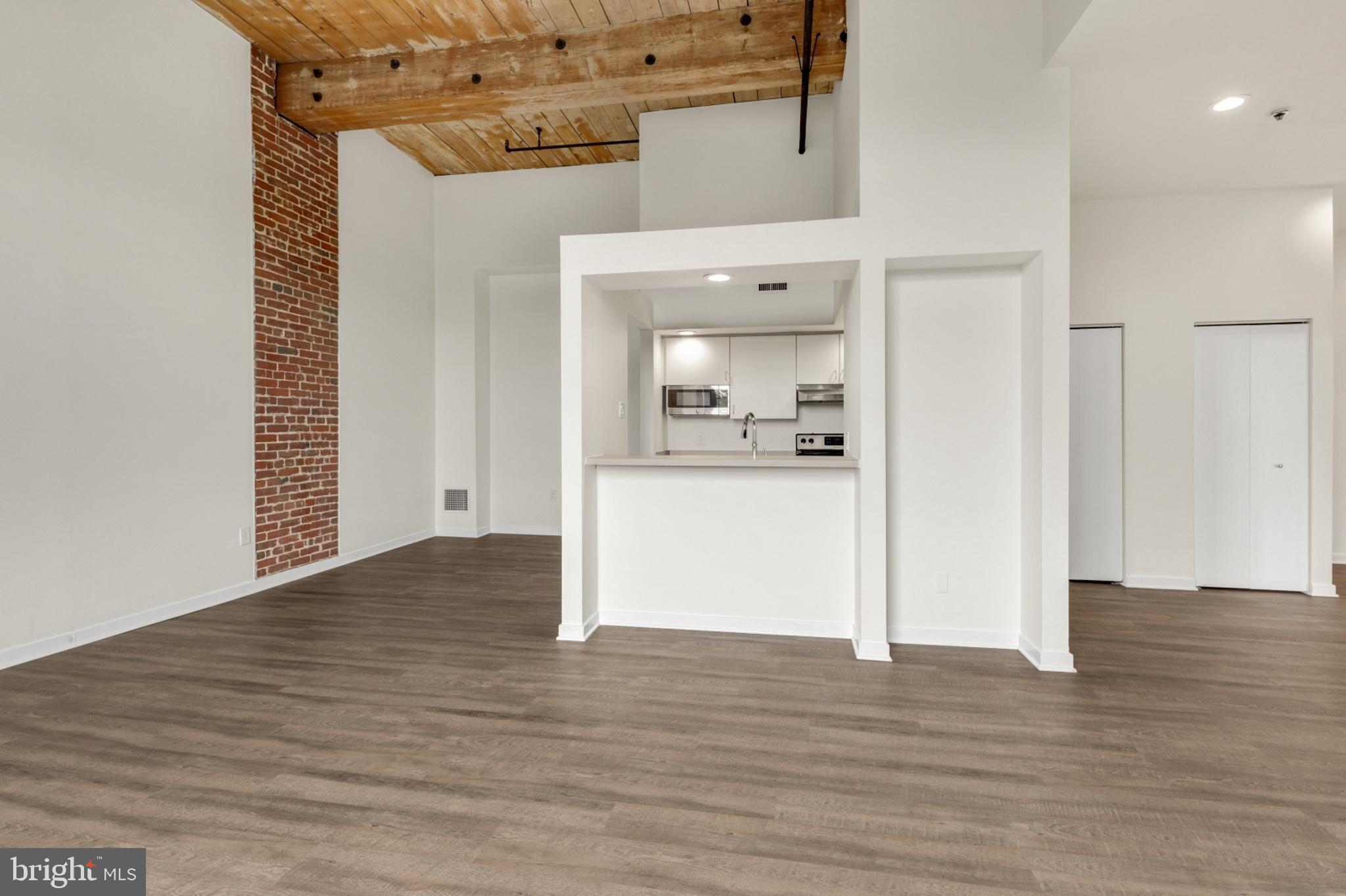 OLD CITY - Residential Lease