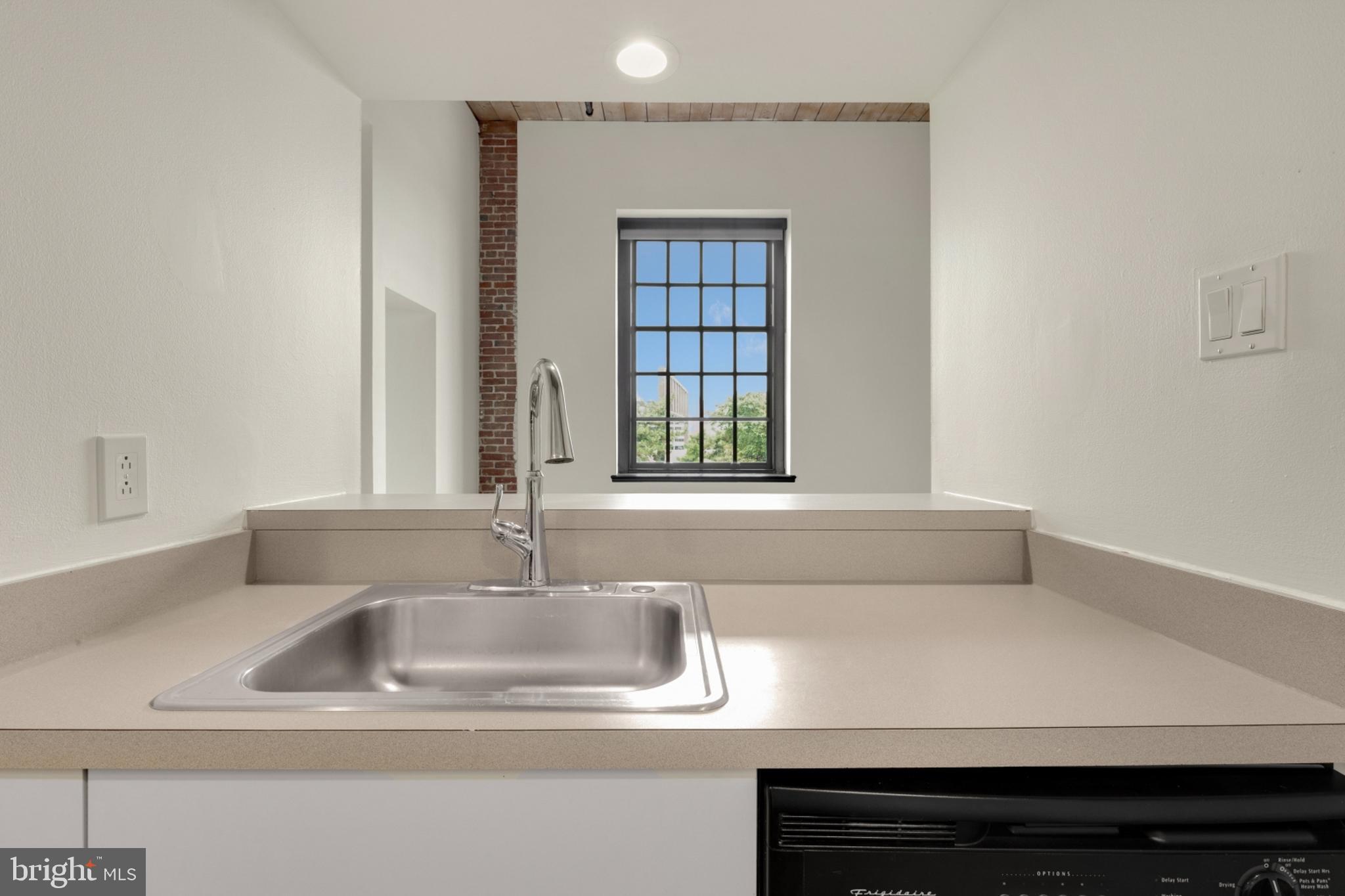 OLD CITY - Residential Lease