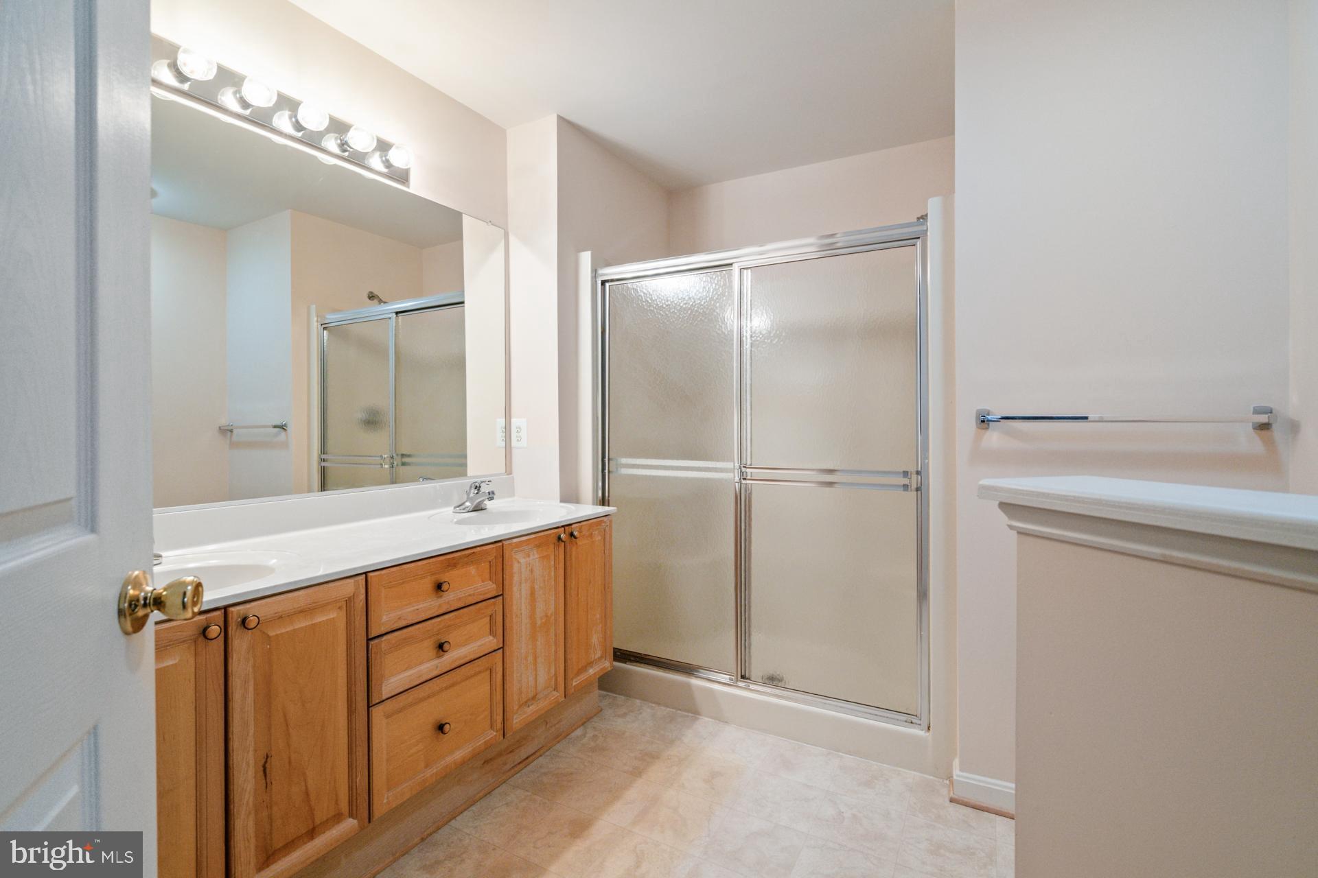 RIDGEVIEW - Residential