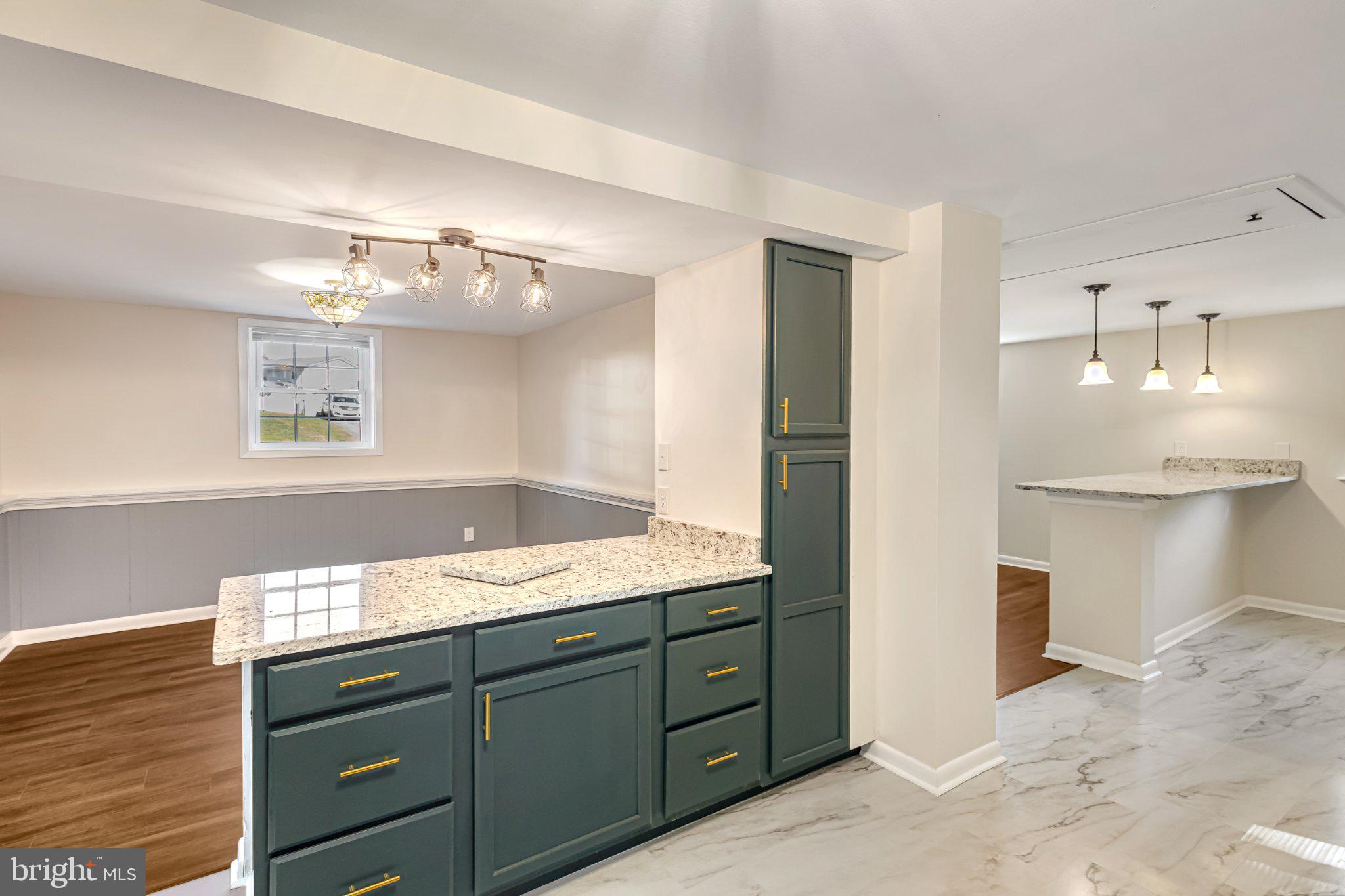 14308 N BEL AIR DRIVE SW