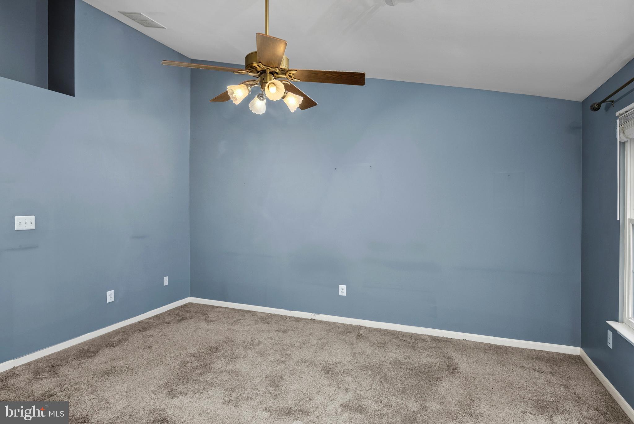 PINEY ORCHARD - Residential