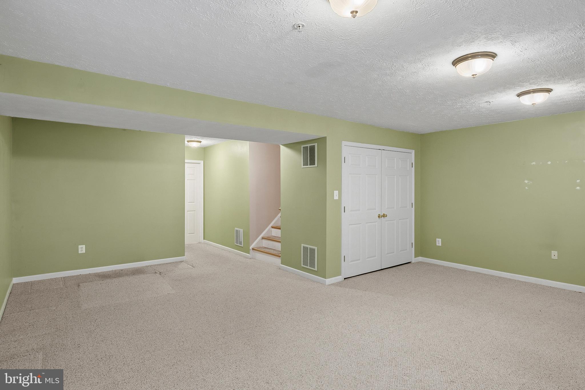 PINEY ORCHARD - Residential