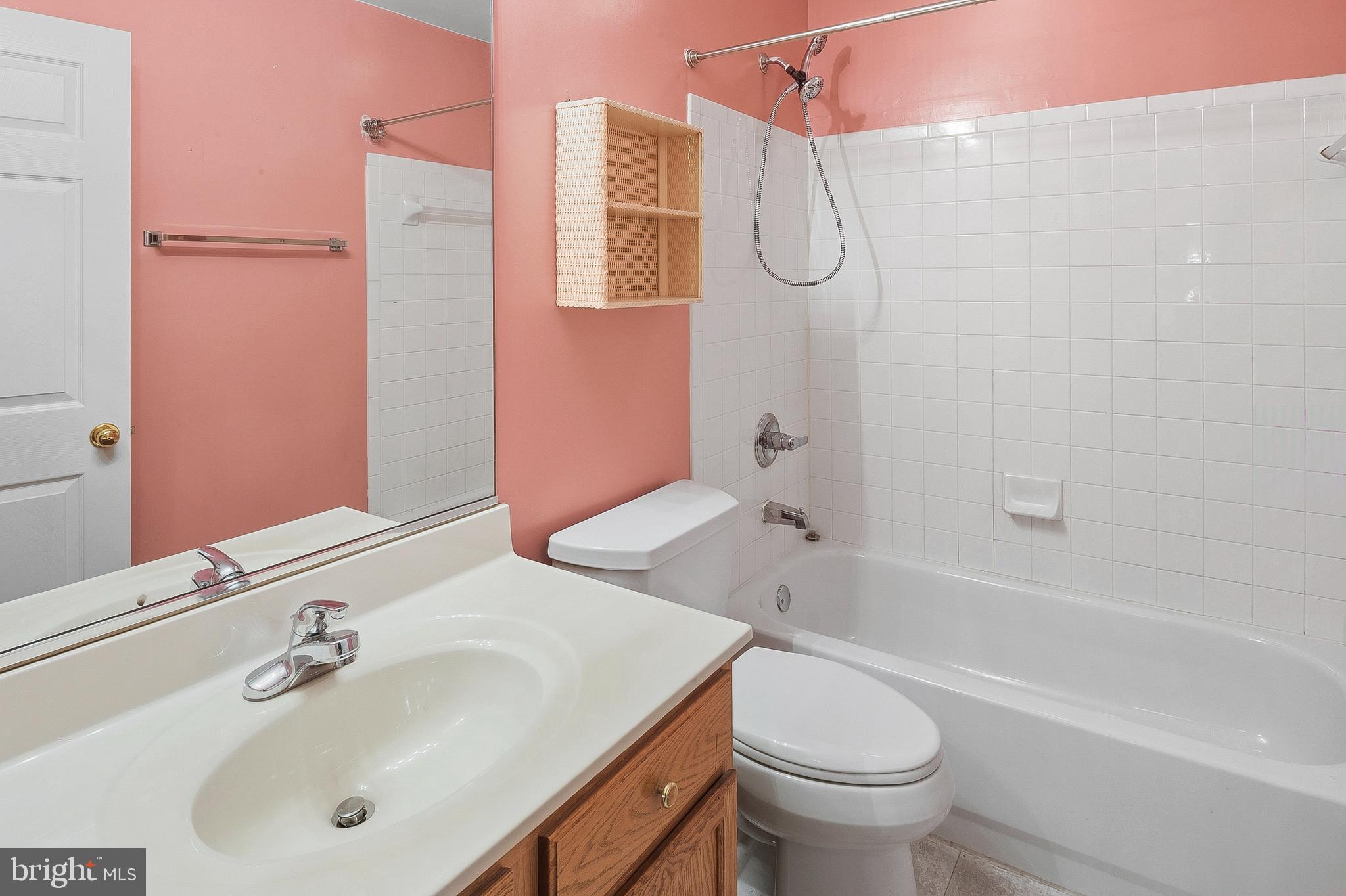 PINEY ORCHARD - Residential