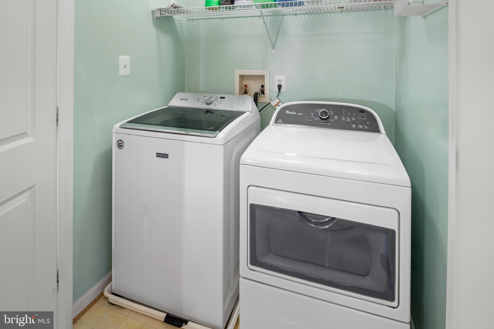 PINEY ORCHARD - Residential