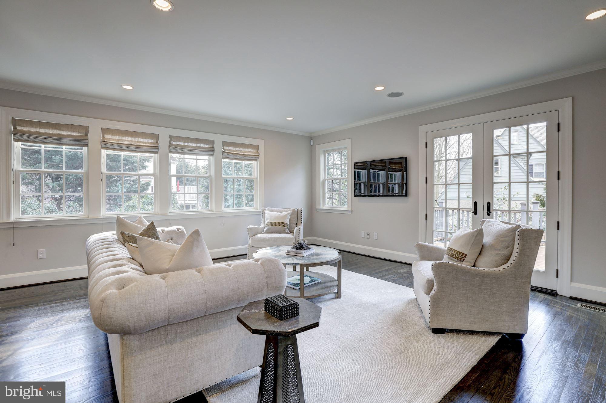 WESLEY HEIGHTS - Residential