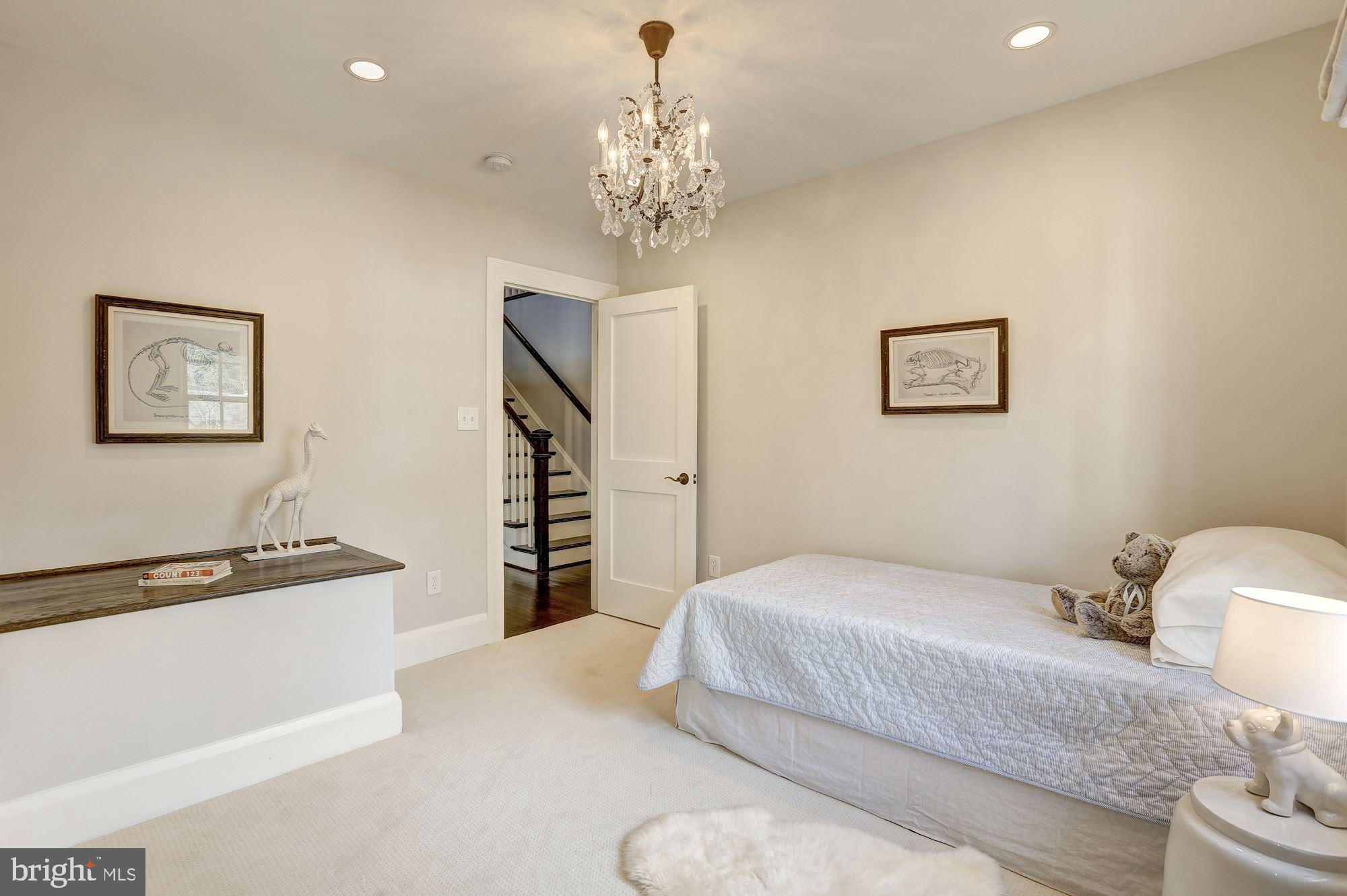 WESLEY HEIGHTS - Residential