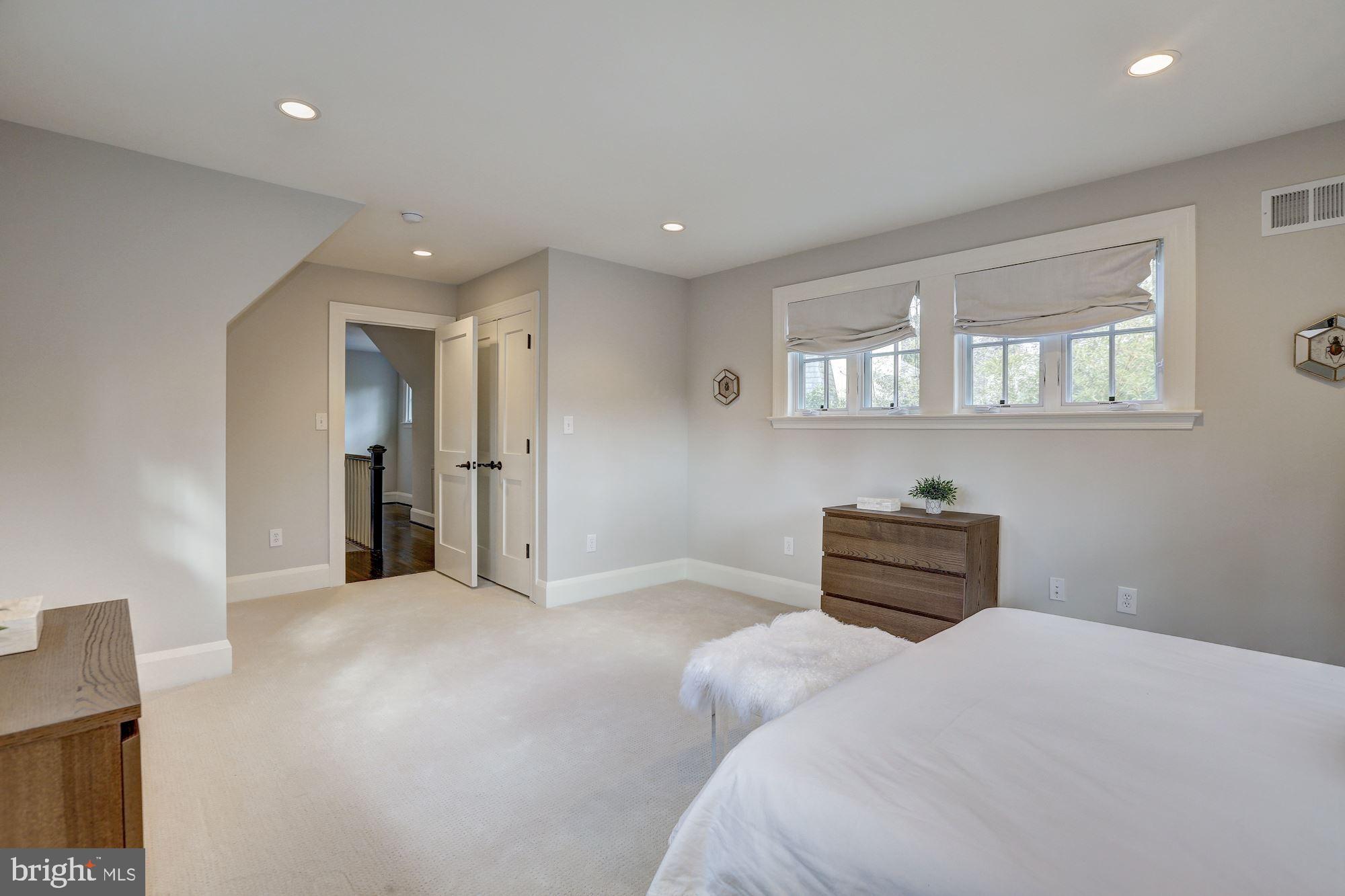 WESLEY HEIGHTS - Residential