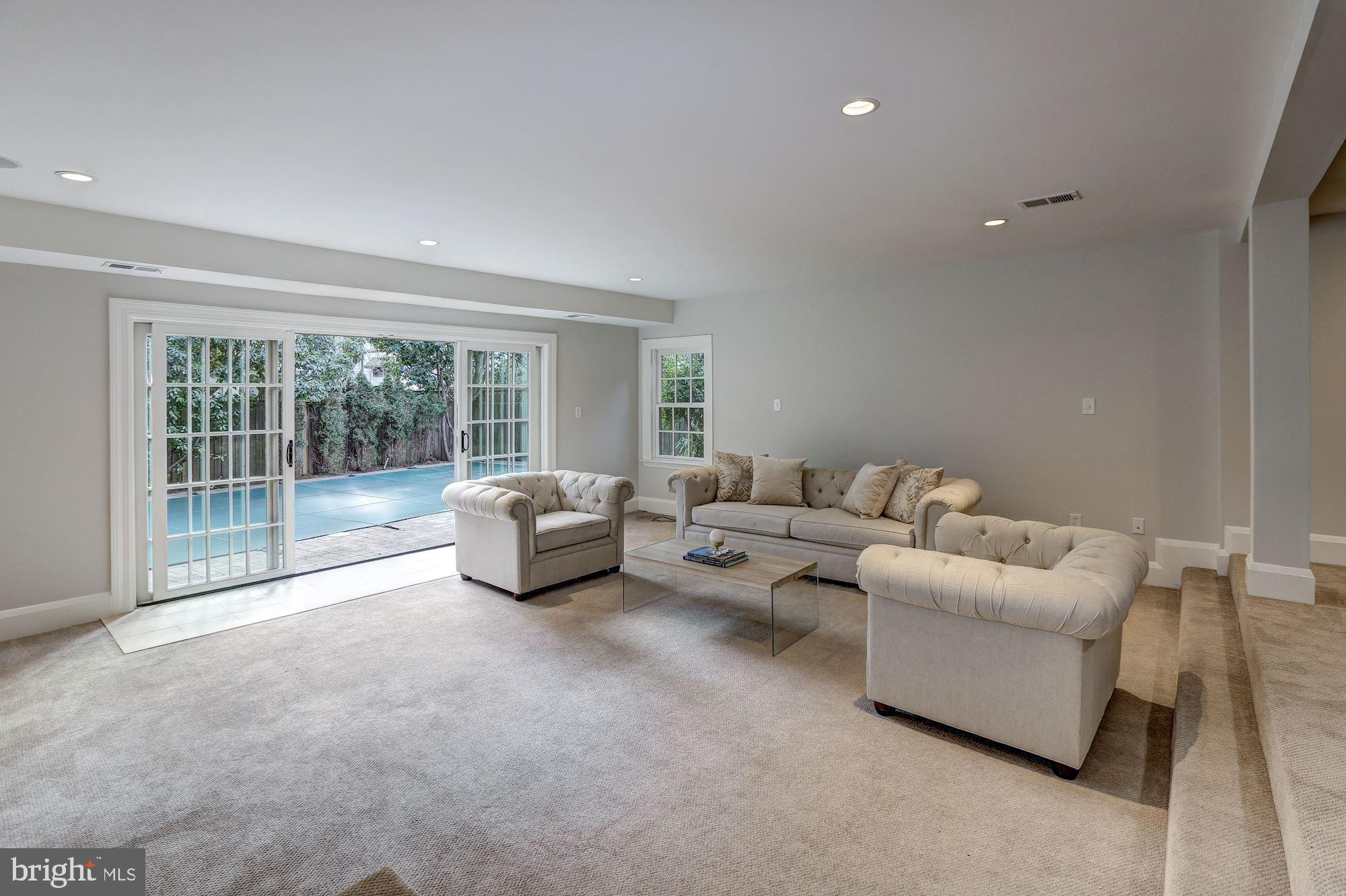 WESLEY HEIGHTS - Residential