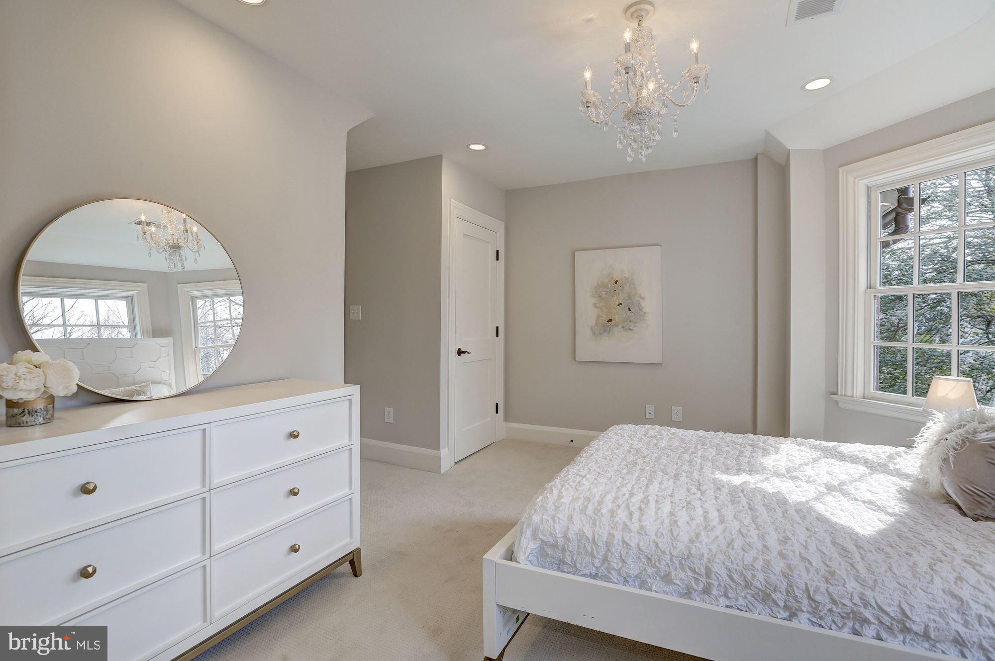 WESLEY HEIGHTS - Residential