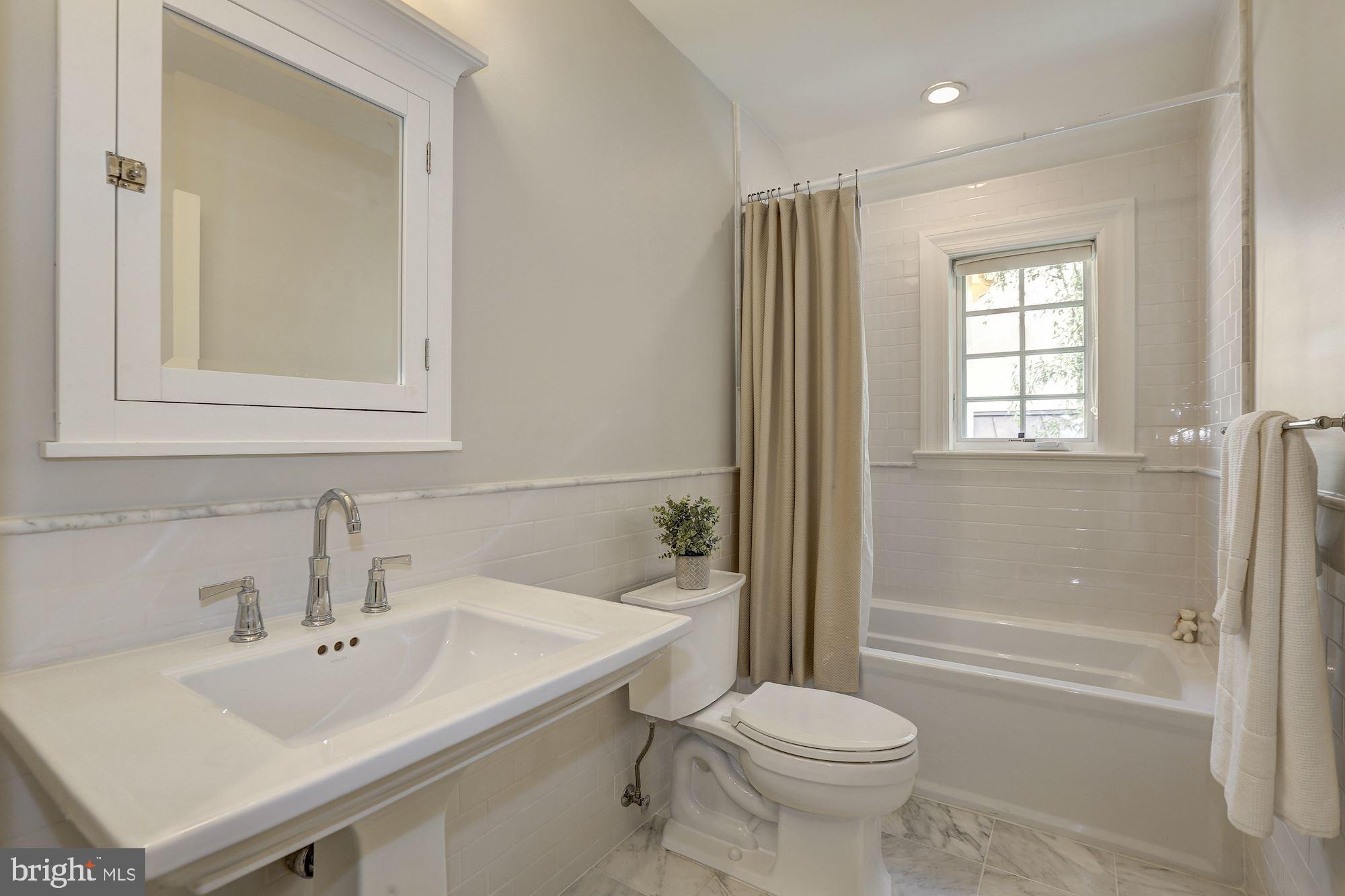 WESLEY HEIGHTS - Residential