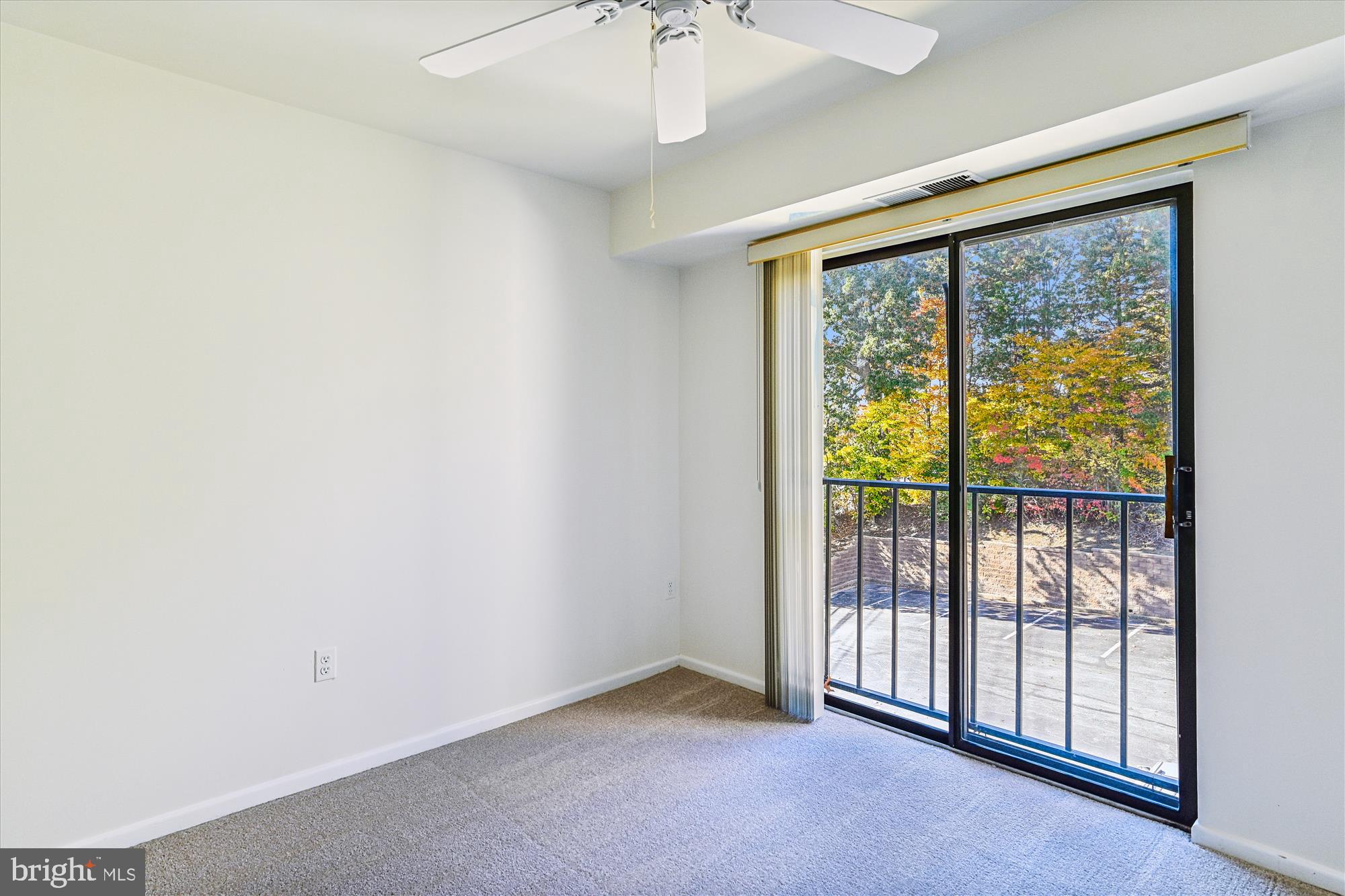 RIVA COMMONS - Residential