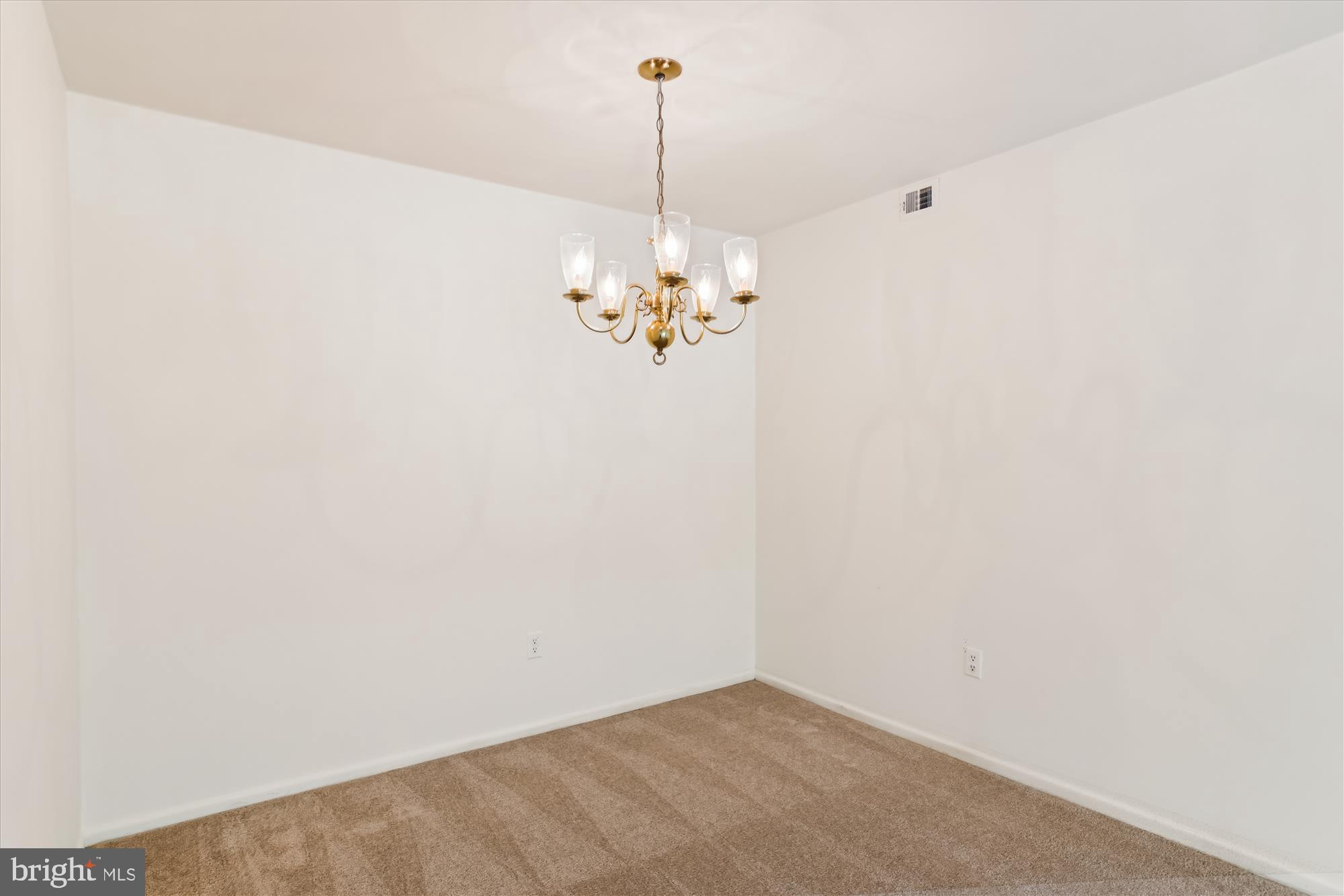 RIVA COMMONS - Residential