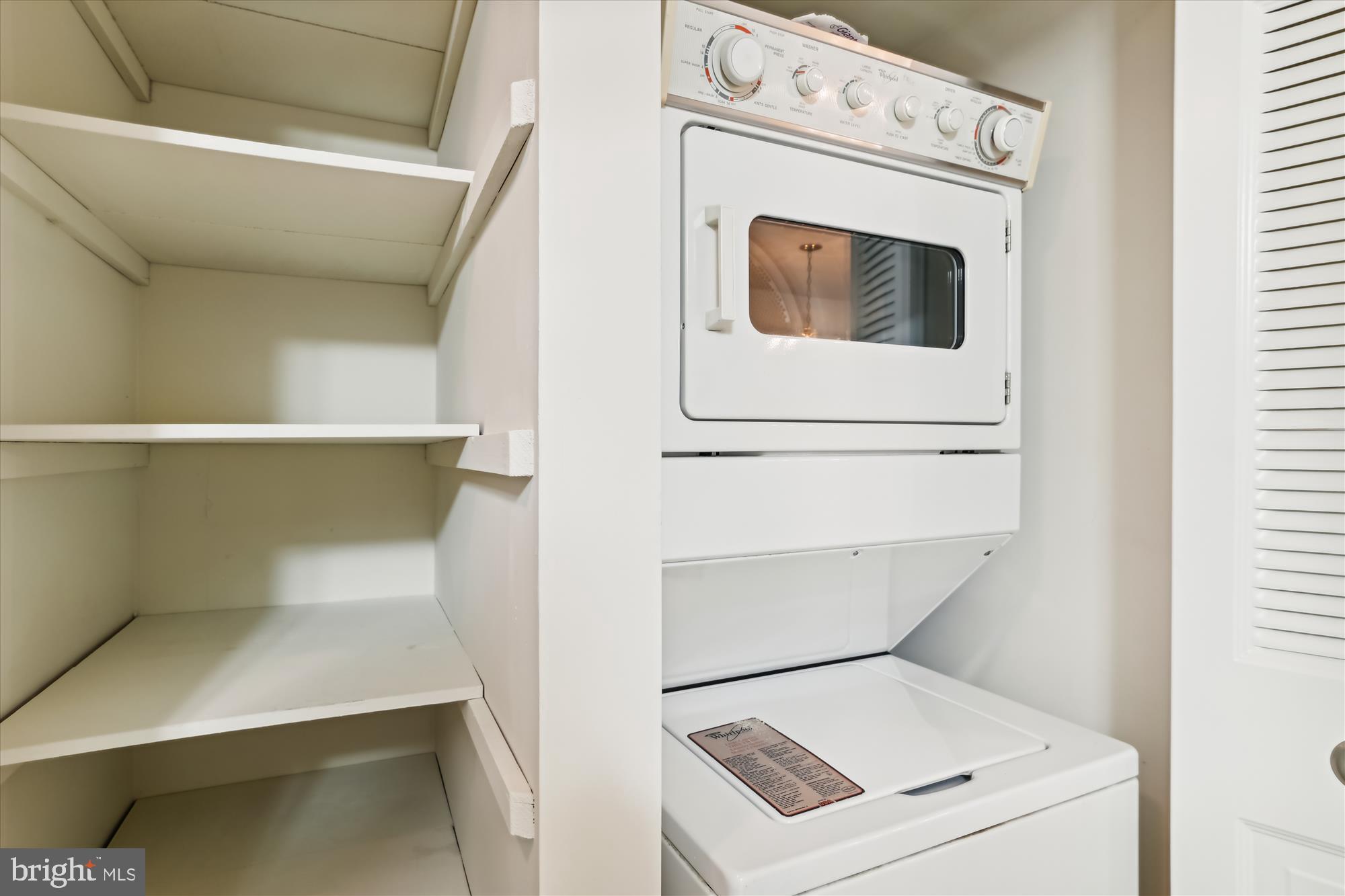 RIVA COMMONS - Residential